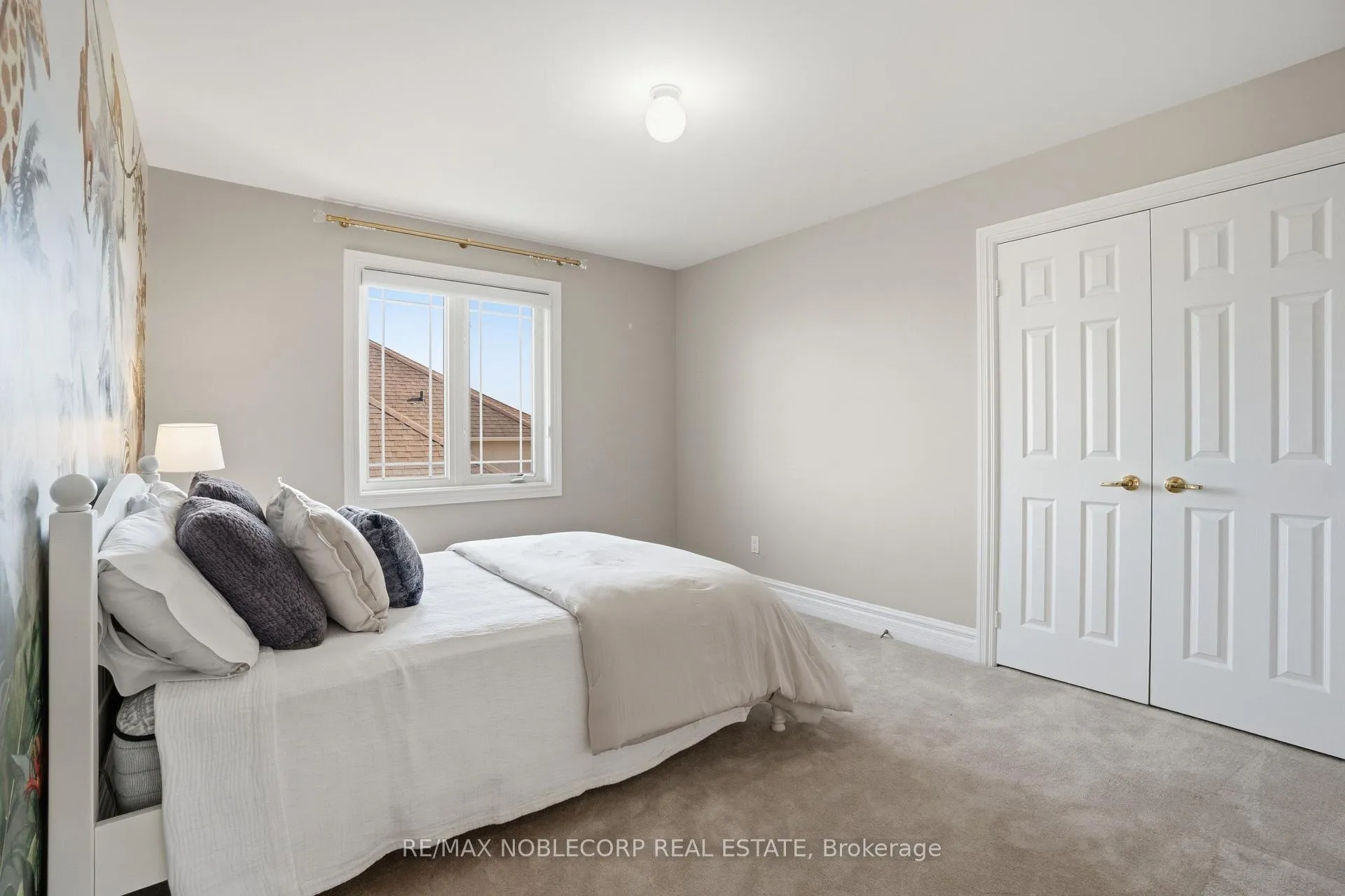 Photo 31 of 170 Athabasca Drive, Vaughan, Rural Vaughan — HOMEH