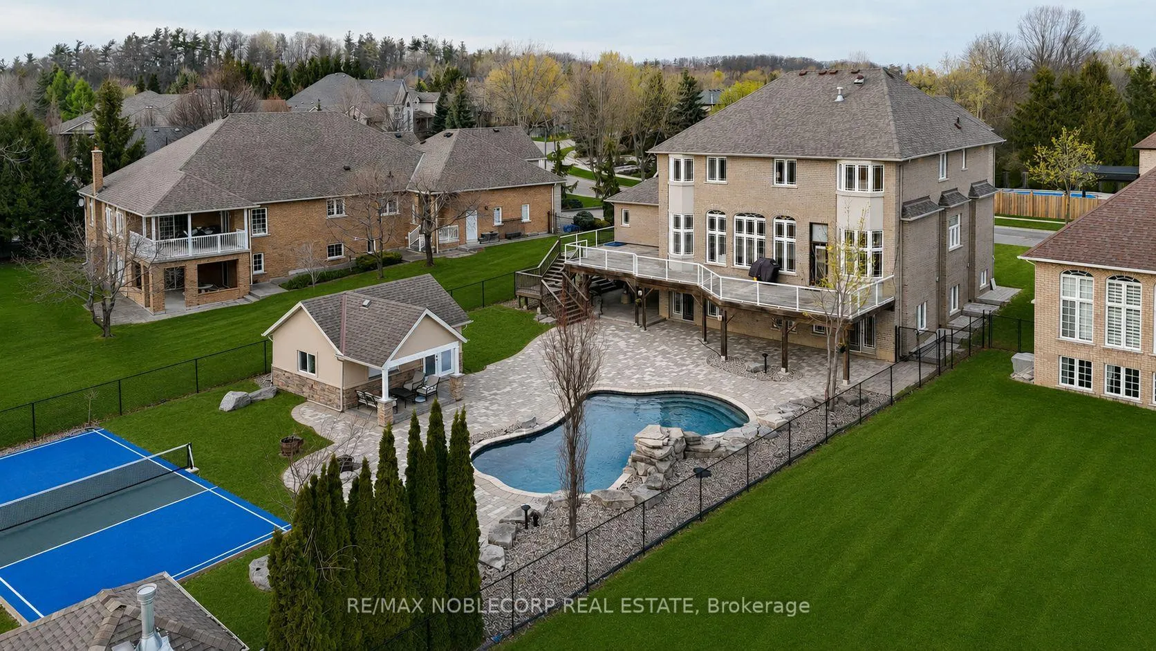 Photo 42 of 170 Athabasca Drive, Vaughan, Rural Vaughan — HOMEH