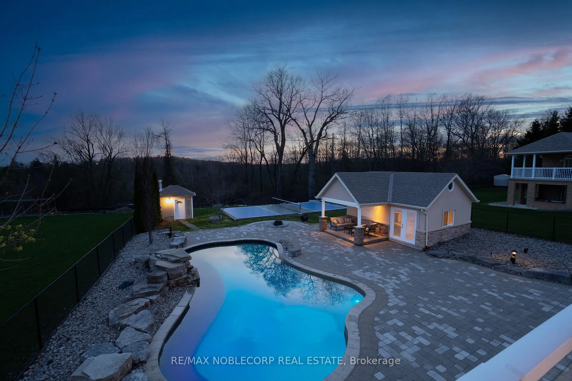 Photo 45 of 170 Athabasca Drive, Vaughan, Rural Vaughan — HOMEH