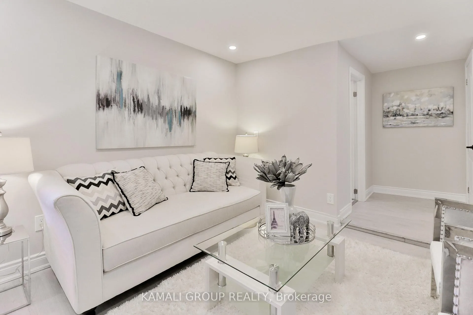 Photo 2 of Unit Unit 2, 93 McMillan Drive, Oshawa, O'Neill — HOMEH