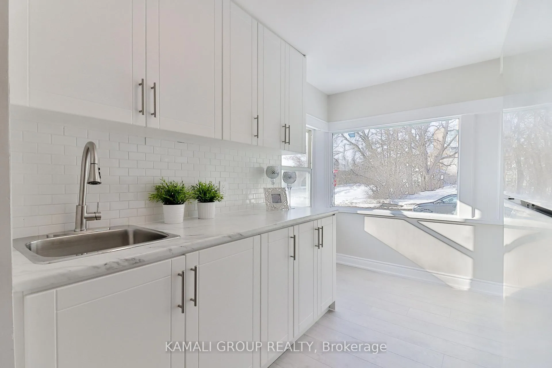 Photo 3 of Unit Unit 2, 93 McMillan Drive, Oshawa, O'Neill — HOMEH