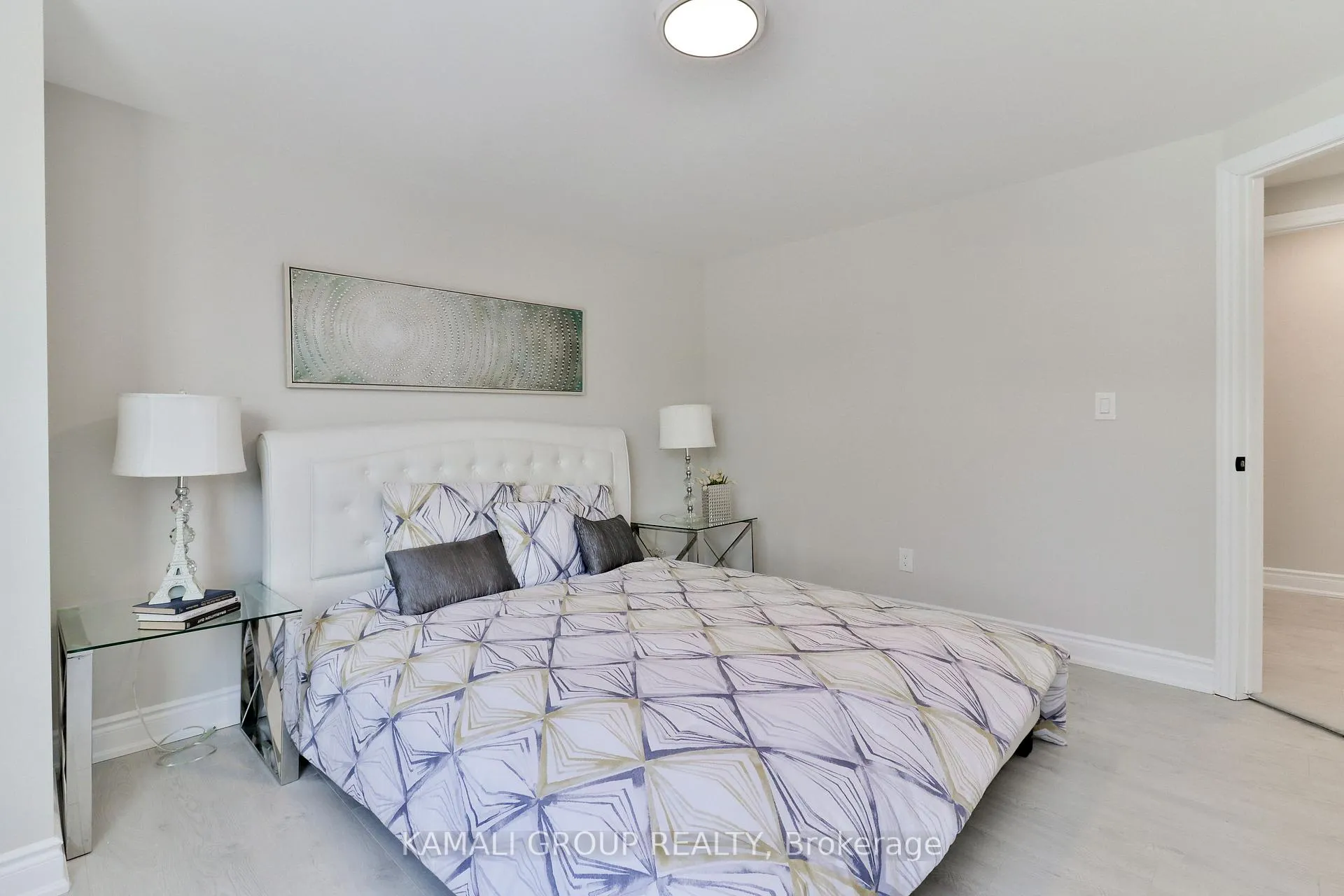 Photo 9 of Unit Unit 2, 93 McMillan Drive, Oshawa, O'Neill — HOMEH
