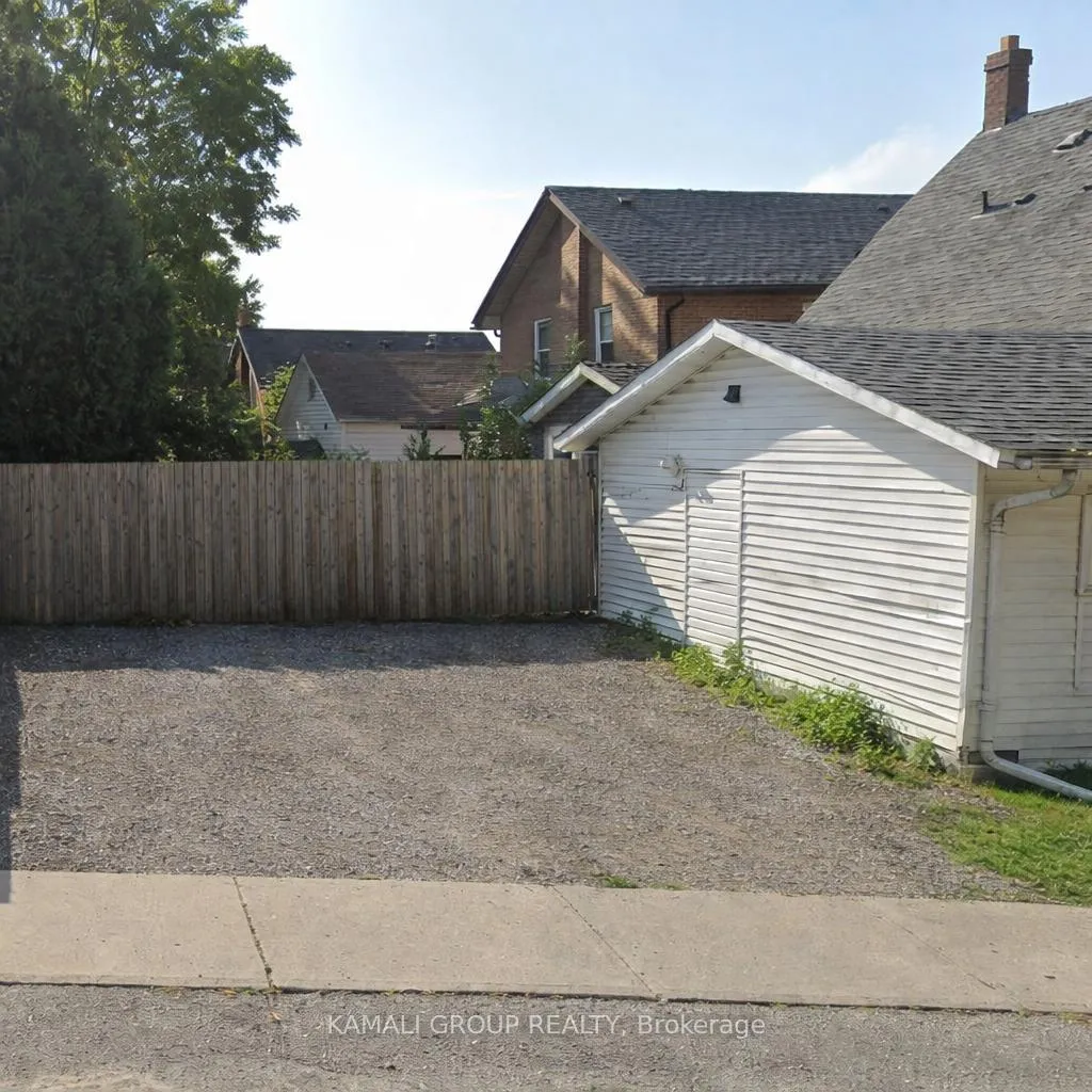 Photo 14 of Unit Unit 2, 93 McMillan Drive, Oshawa, O'Neill — HOMEH