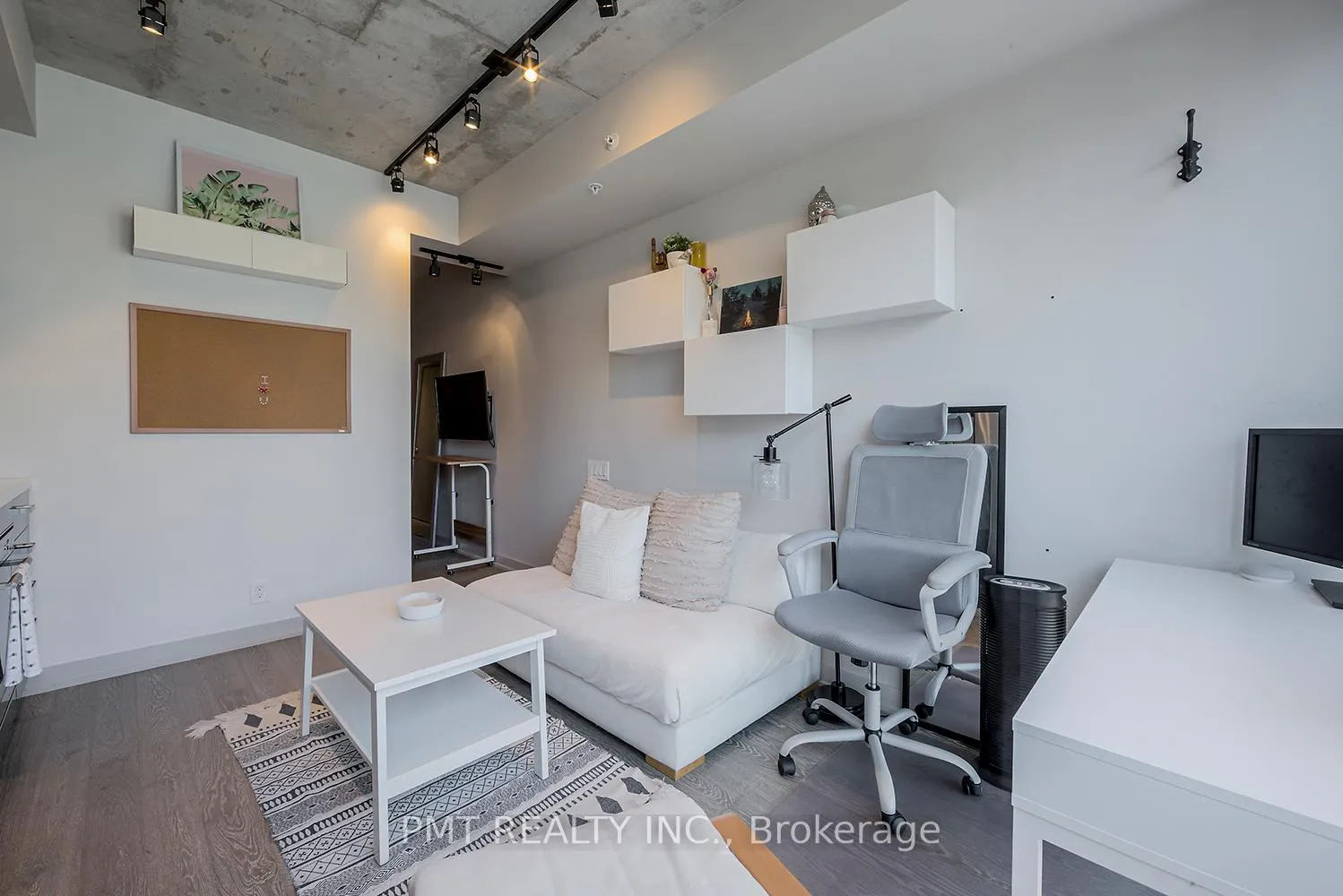 Photo 15 of Unit 804, 39 Brant Street, Toronto, Waterfront Communities — HOMEH