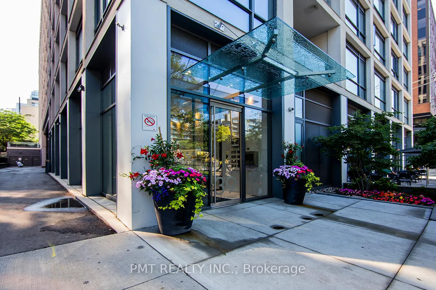 Photo 18 of Unit 804, 39 Brant Street, Toronto, Waterfront Communities — HOMEH