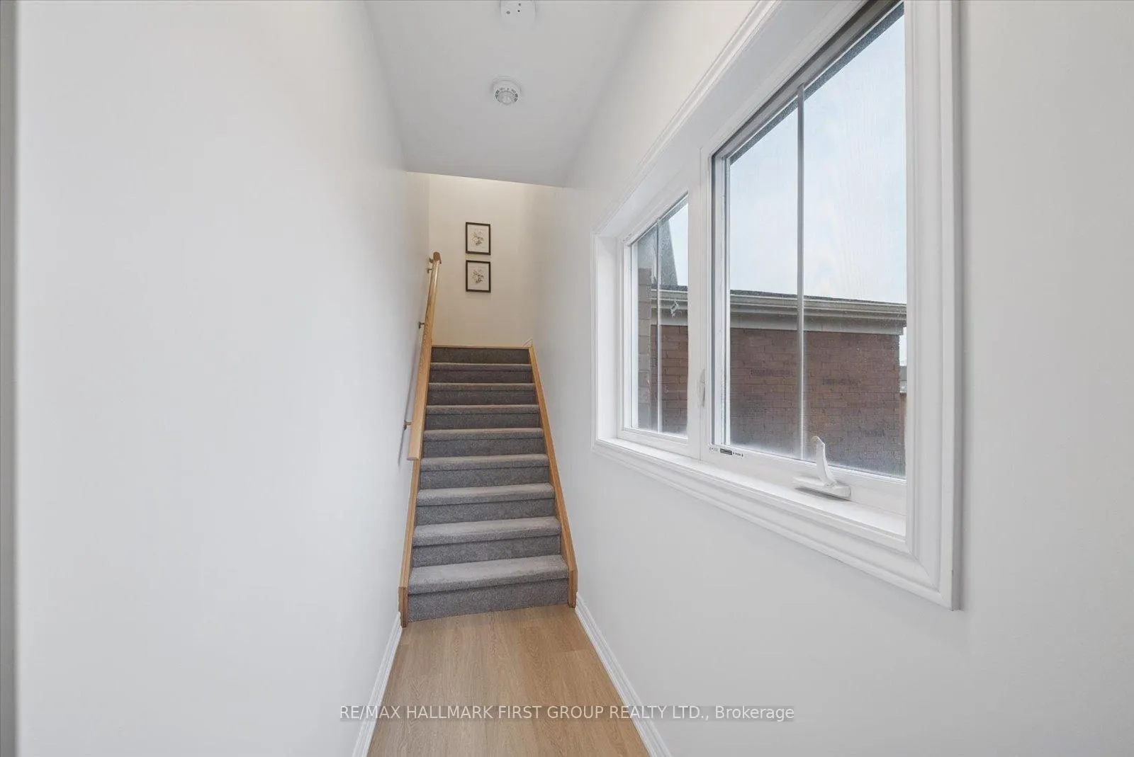 Photo 3 of Unit 6, 485 Beresford Path, Oshawa, Central — HOMEH