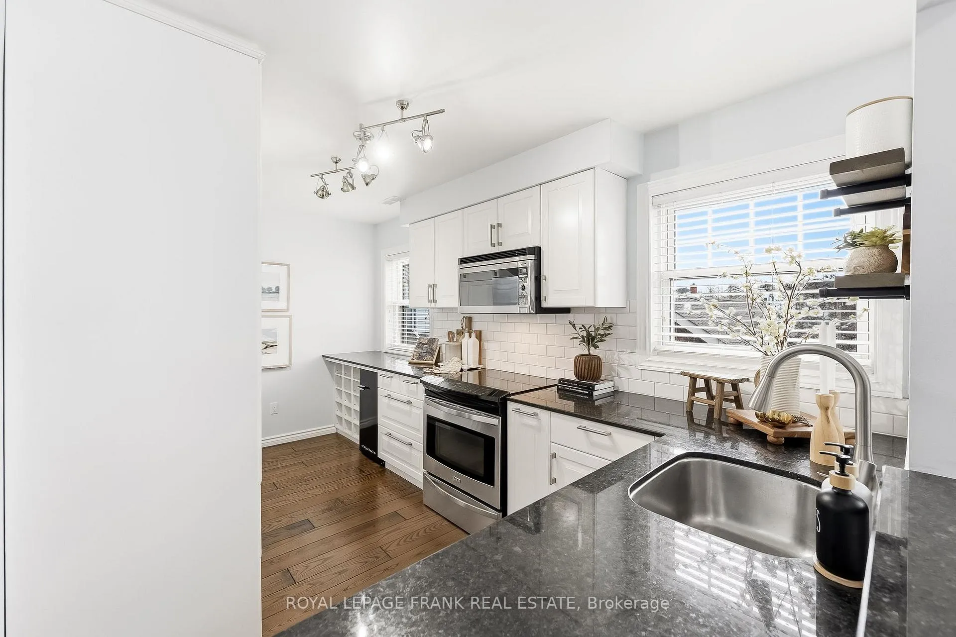 Photo 13 of Unit D8, 1663 Nash Road, Clarington, Courtice — HOMEH