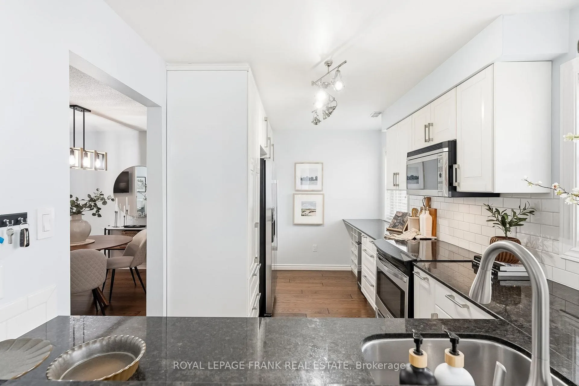 Photo 14 of Unit D8, 1663 Nash Road, Clarington, Courtice — HOMEH