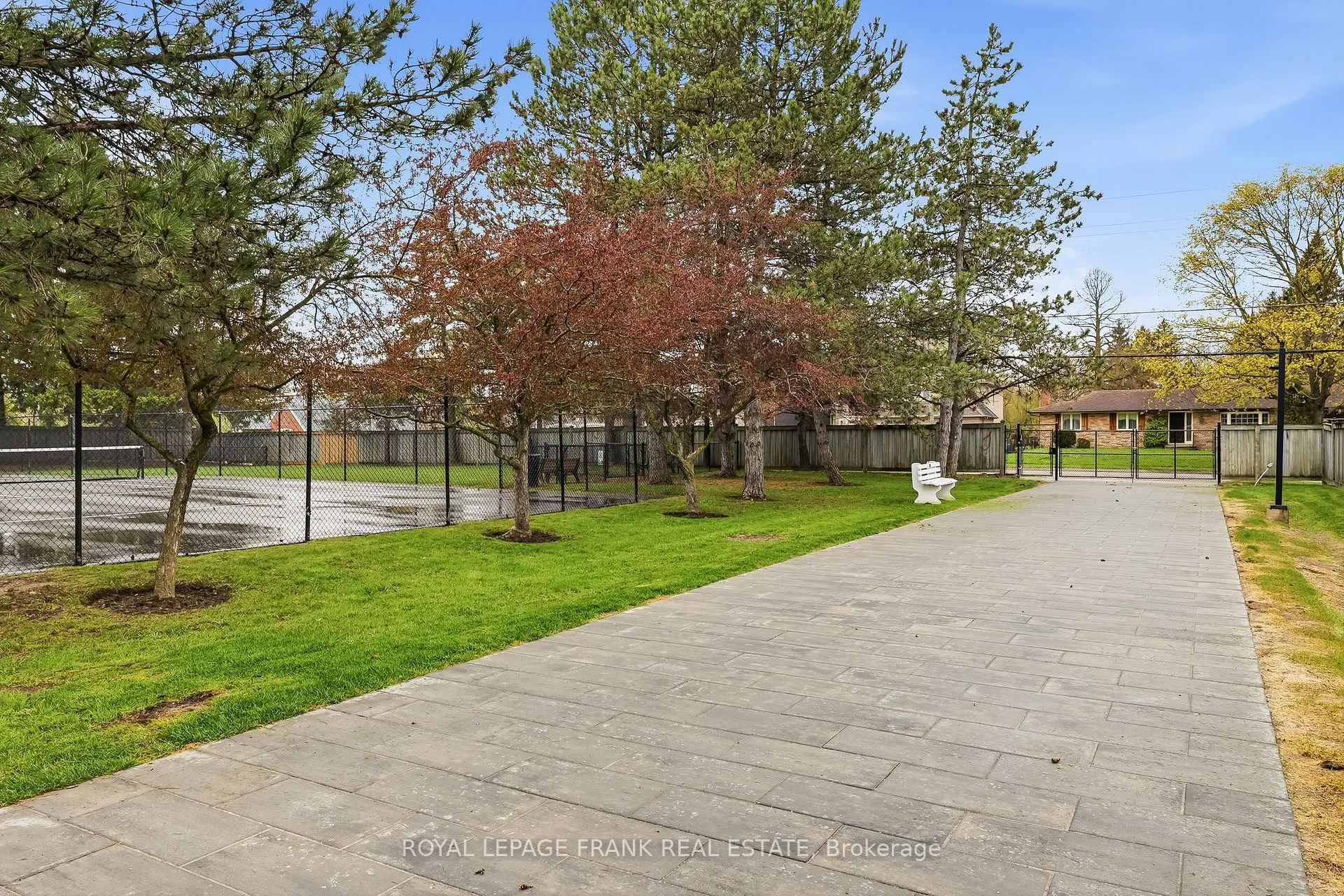 Photo 46 of Unit D8, 1663 Nash Road, Clarington, Courtice — HOMEH