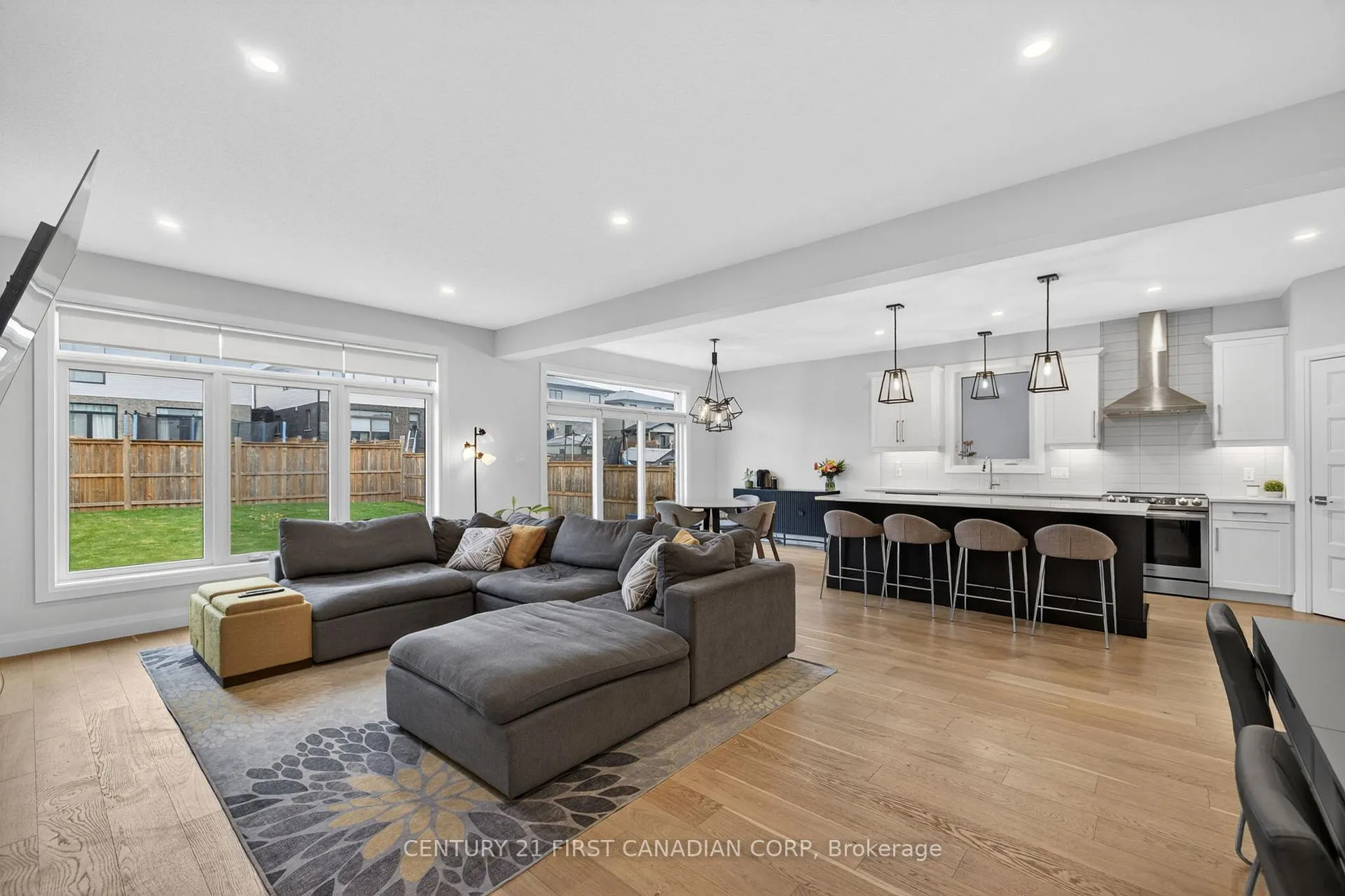 Photo 7 of 20 Locky Lane, Middlesex Centre, Komoka — HOMEH