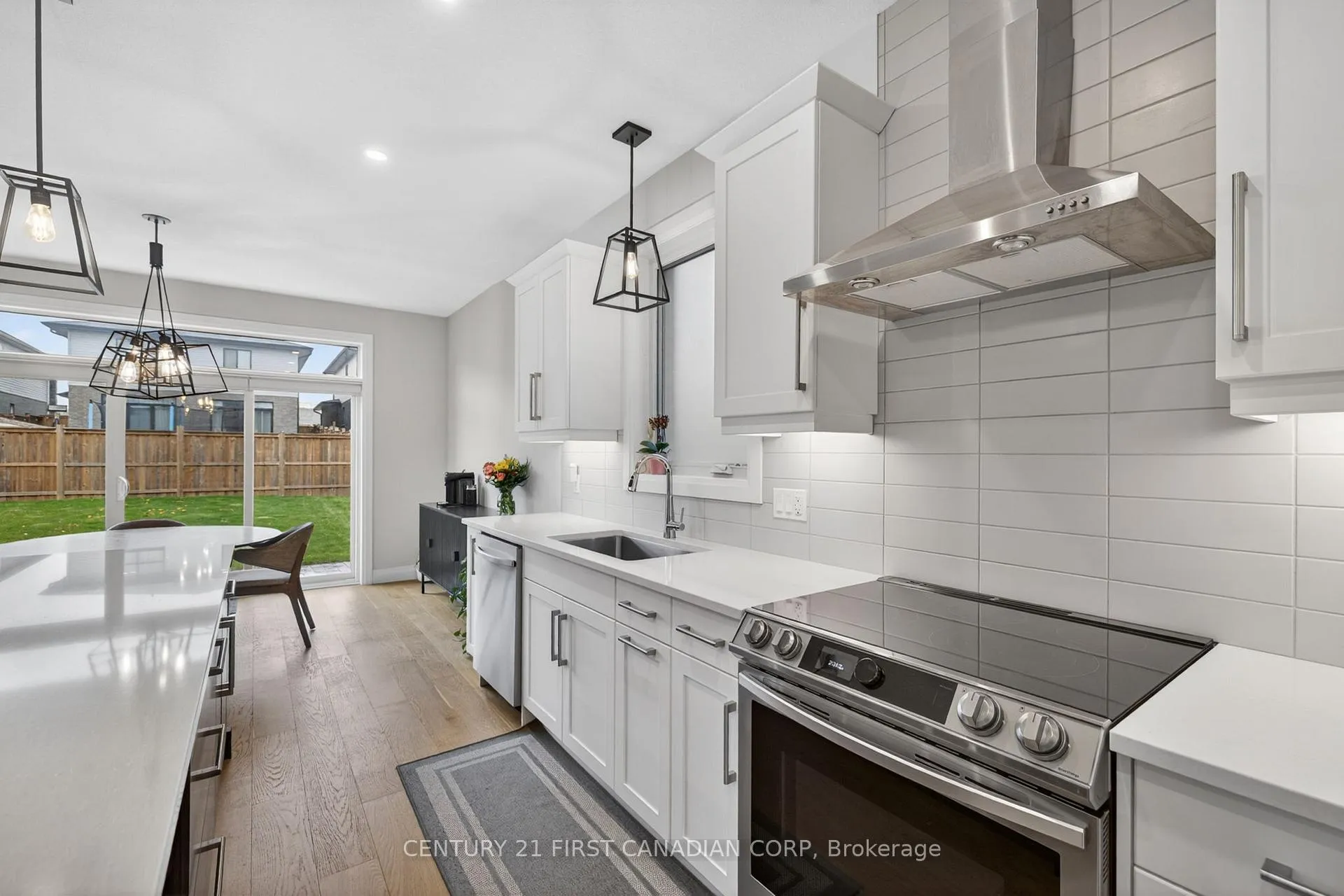 Photo 11 of 20 Locky Lane, Middlesex Centre, Komoka — HOMEH