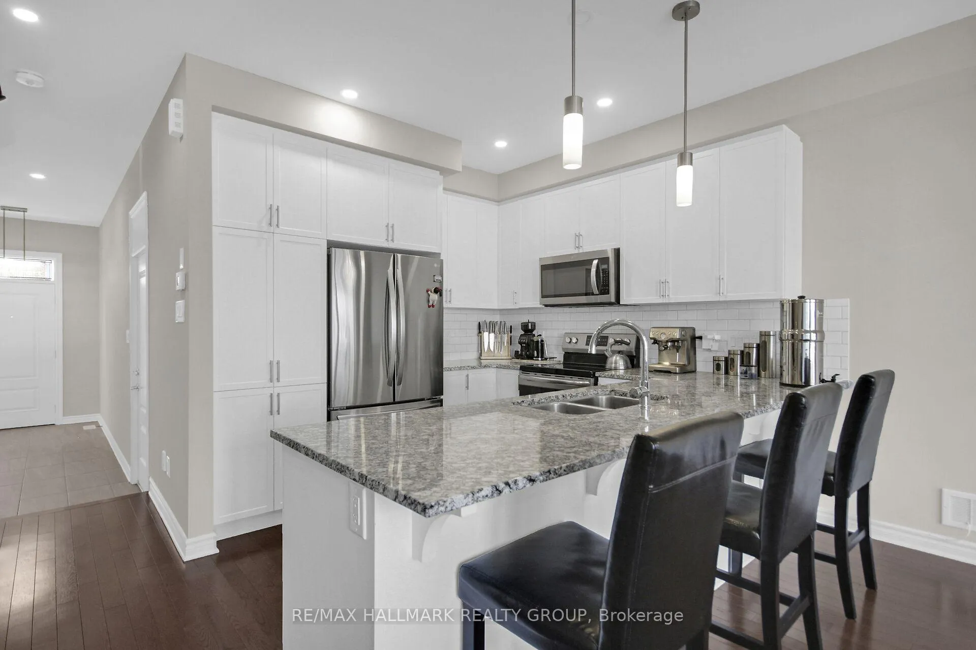 Photo 7 of 506 Muscari Street, Ottawa, Blossom Park/Kemp Park/Findlay Creek — HOMEH