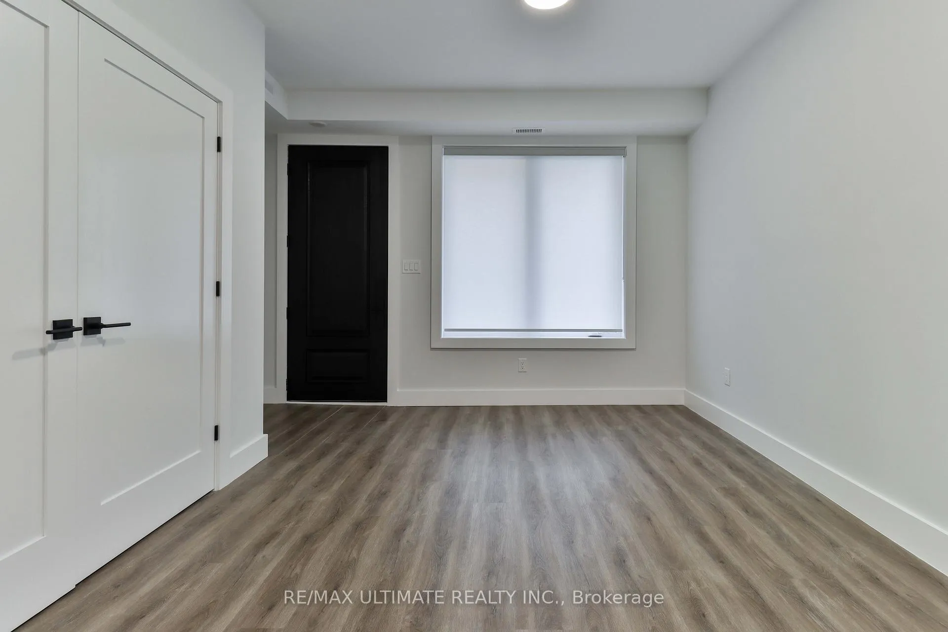 Photo 6 of Unit Main Floor, 6 Chudleigh Road, Toronto, Caledonia-Fairbank — HOMEH