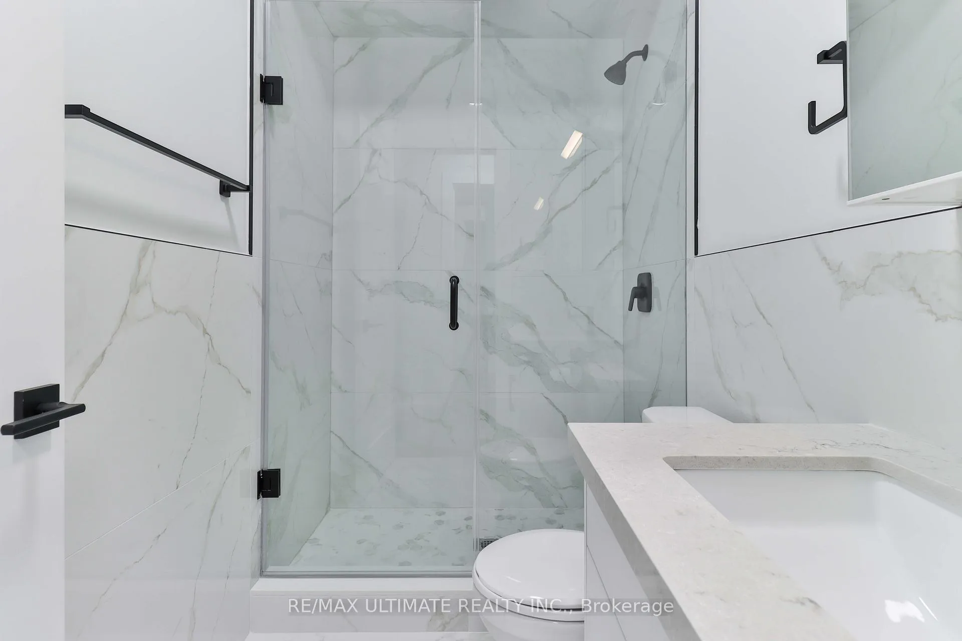 Photo 14 of Unit Main Floor, 6 Chudleigh Road, Toronto, Caledonia-Fairbank — HOMEH