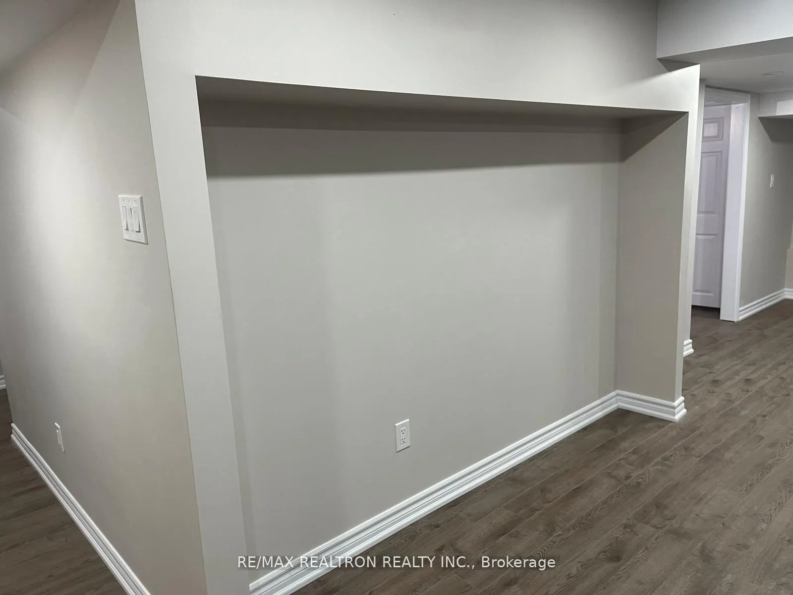 Photo 5 of Unit Bsmnt, 1112 Maple Gate Road, Pickering, Liverpool — HOMEH