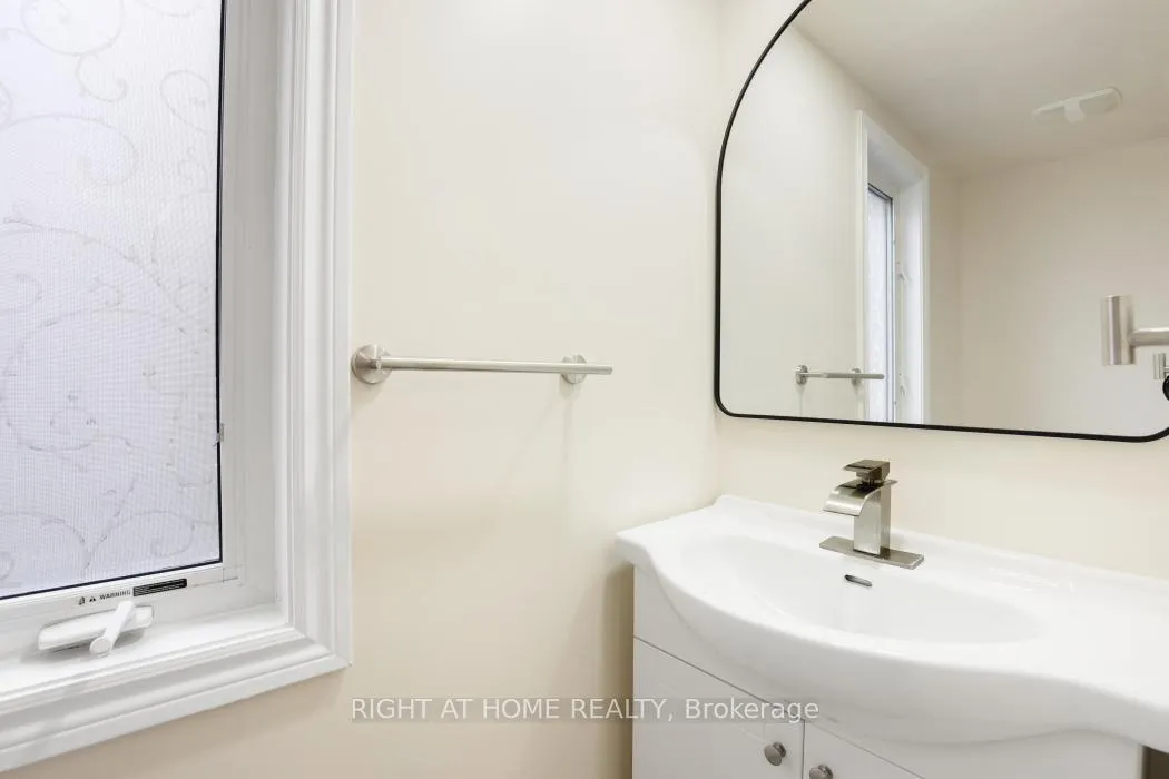 Photo 6 of 2210 River Mist Road, Ottawa, Barrhaven - Half Moon Bay — HOMEH