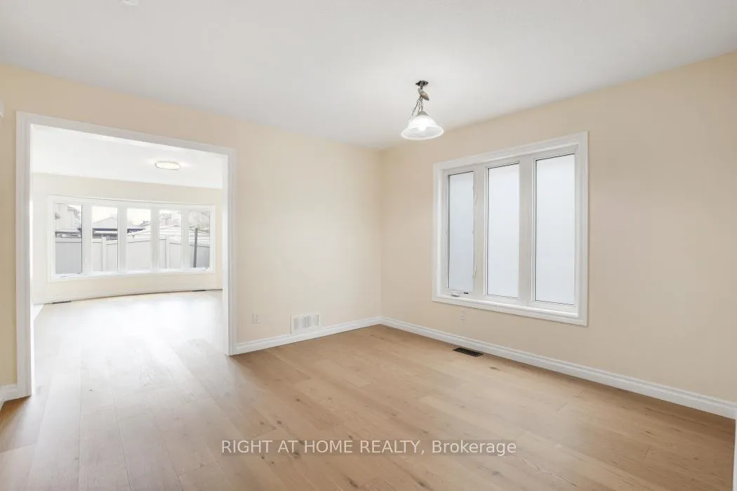 Photo 8 of 2210 River Mist Road, Ottawa, Barrhaven - Half Moon Bay — HOMEH