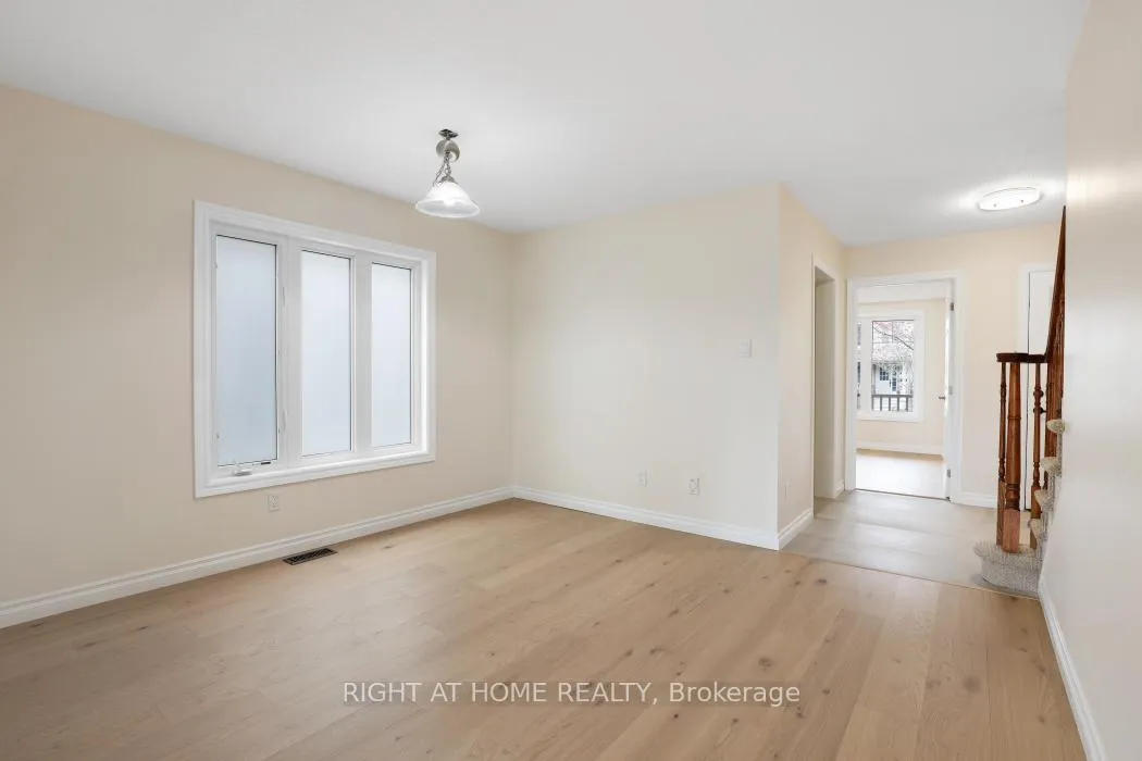 Photo 9 of 2210 River Mist Road, Ottawa, Barrhaven - Half Moon Bay — HOMEH