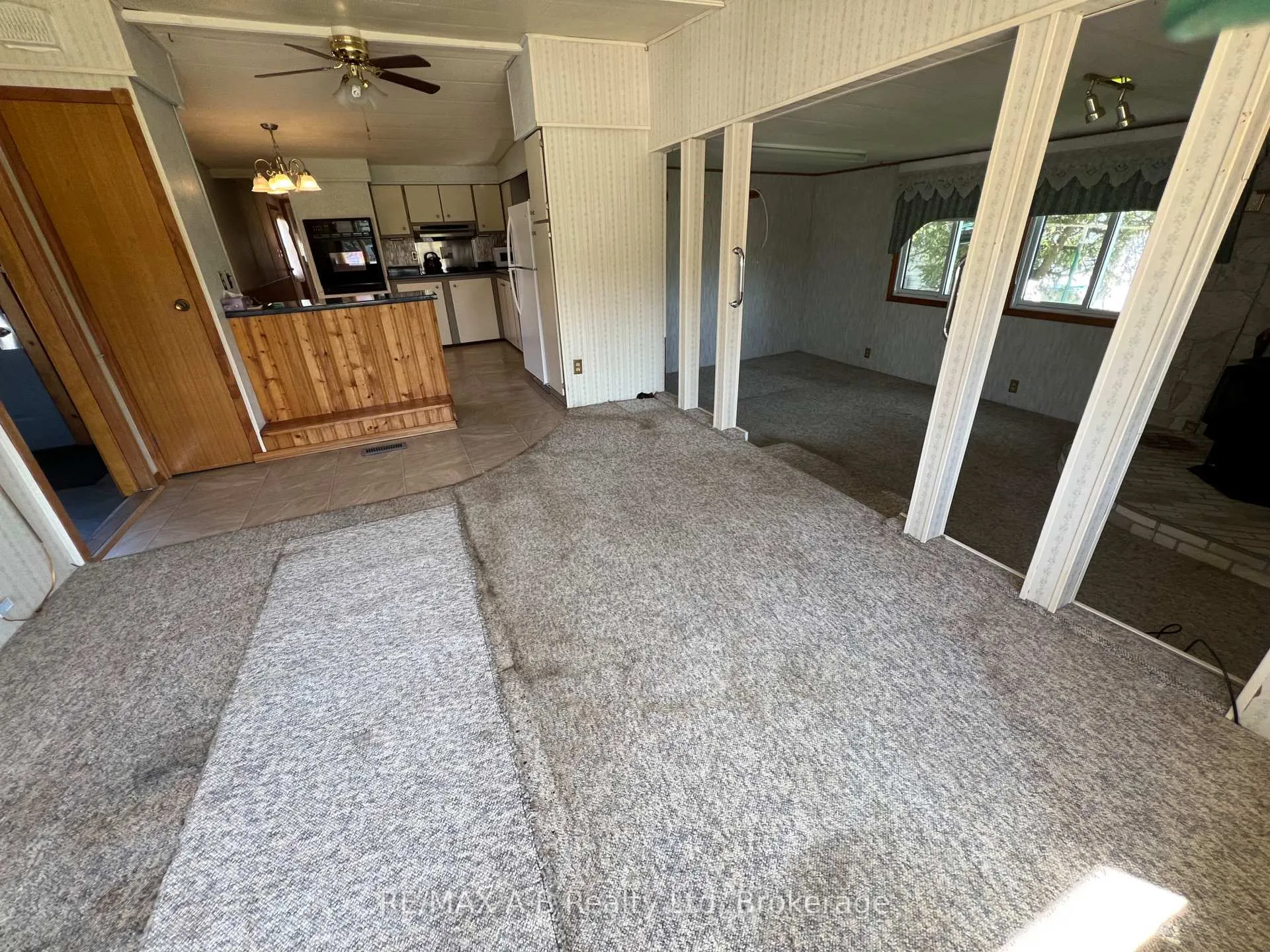 Photo 23 of 123 Ash Street, Perth East, Crystal Lake — HOMEH