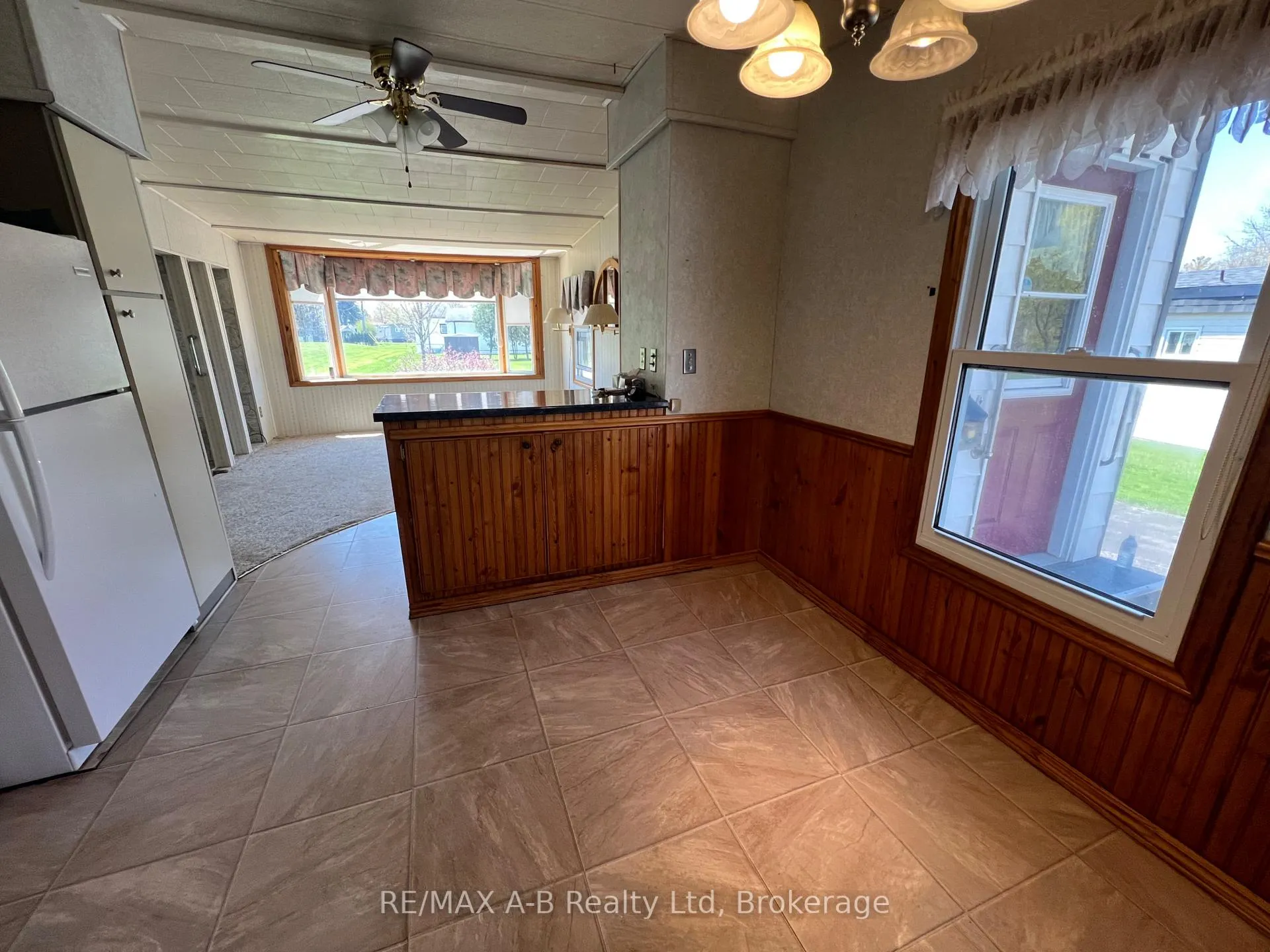 Photo 25 of 123 Ash Street, Perth East, Crystal Lake — HOMEH