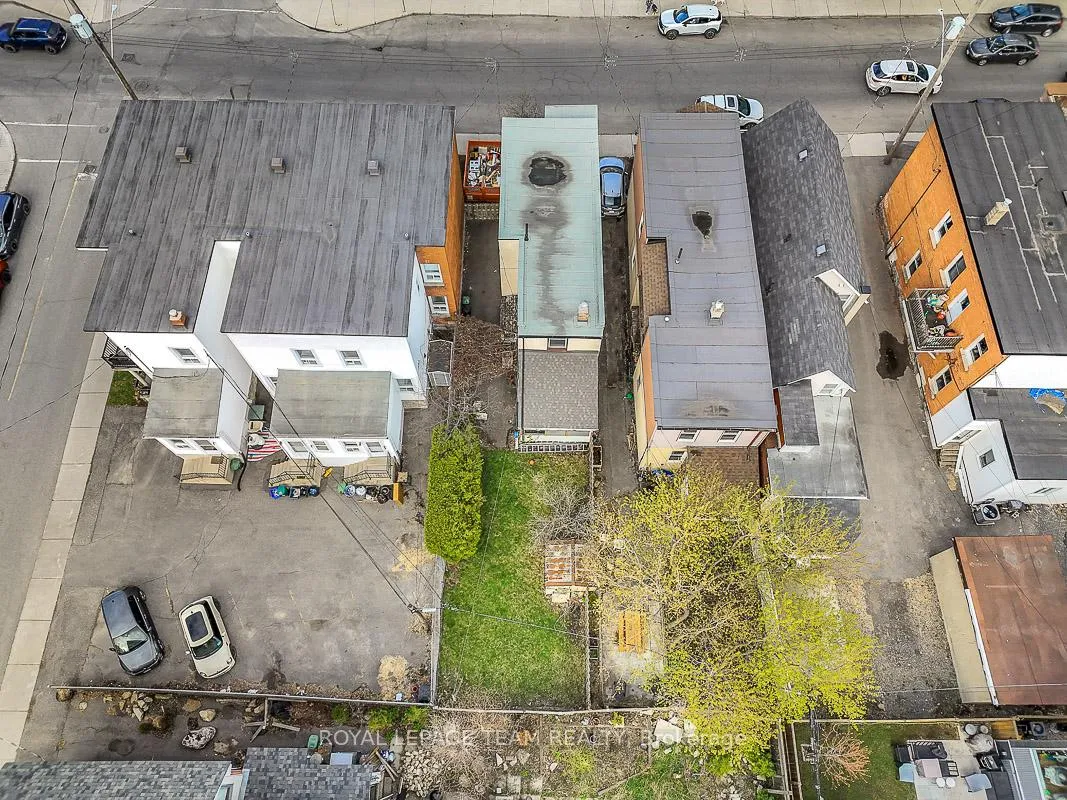 Photo 3 of 178 Rochester Street, Ottawa, West Centre Town — HOMEH