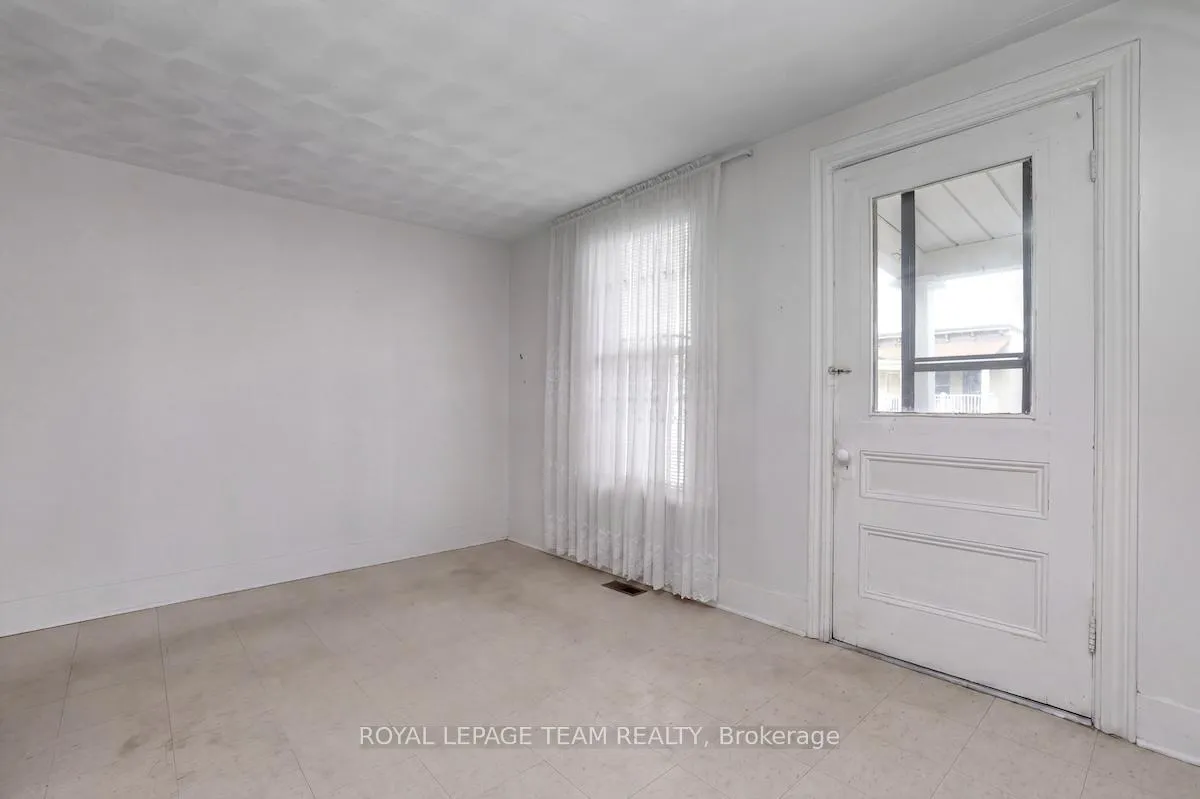 Photo 21 of 178 Rochester Street, Ottawa, West Centre Town — HOMEH
