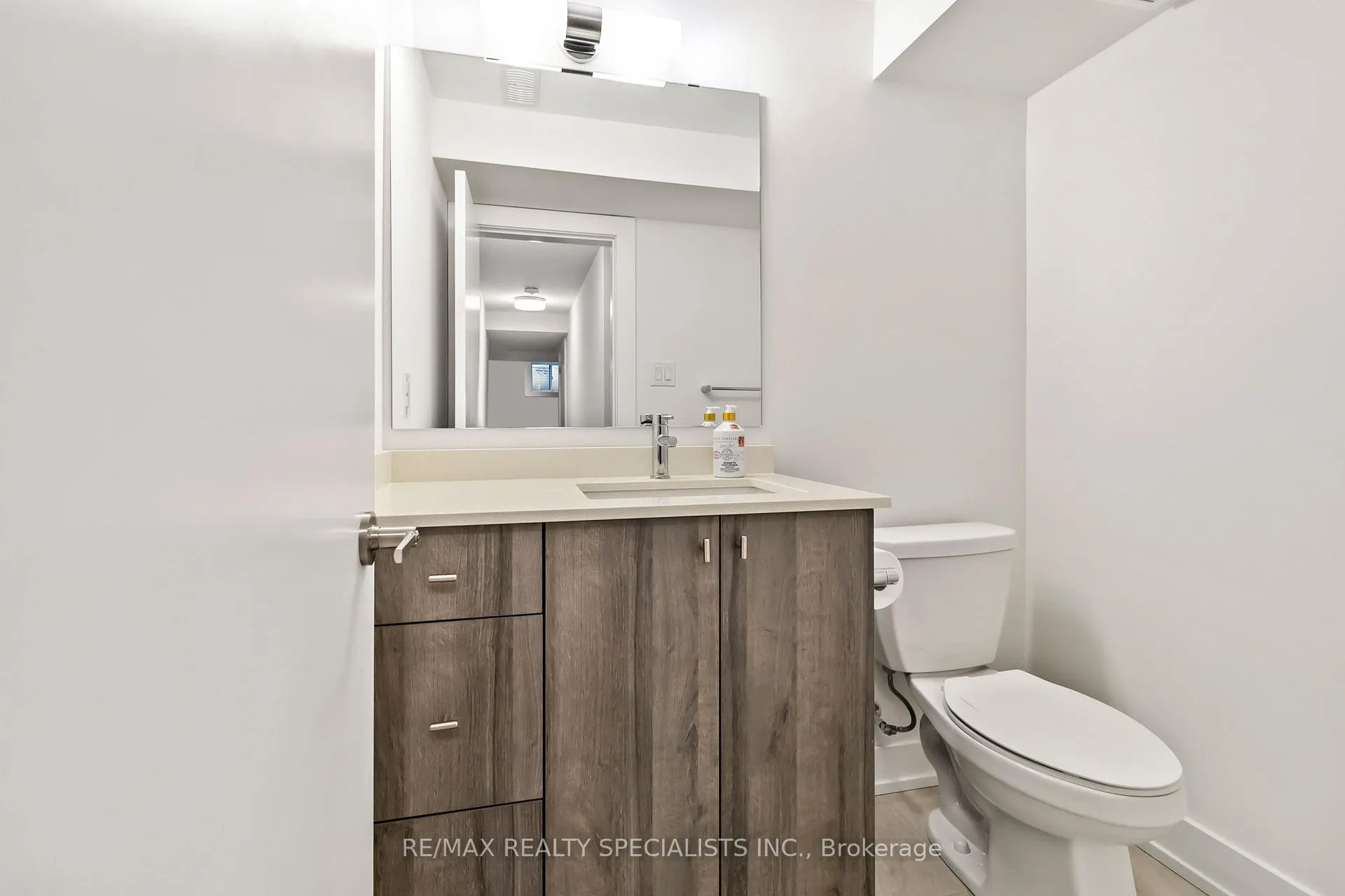 Photo 7 of Unit 41, 2273 Turnberry Road, Burlington, Rose — HOMEH