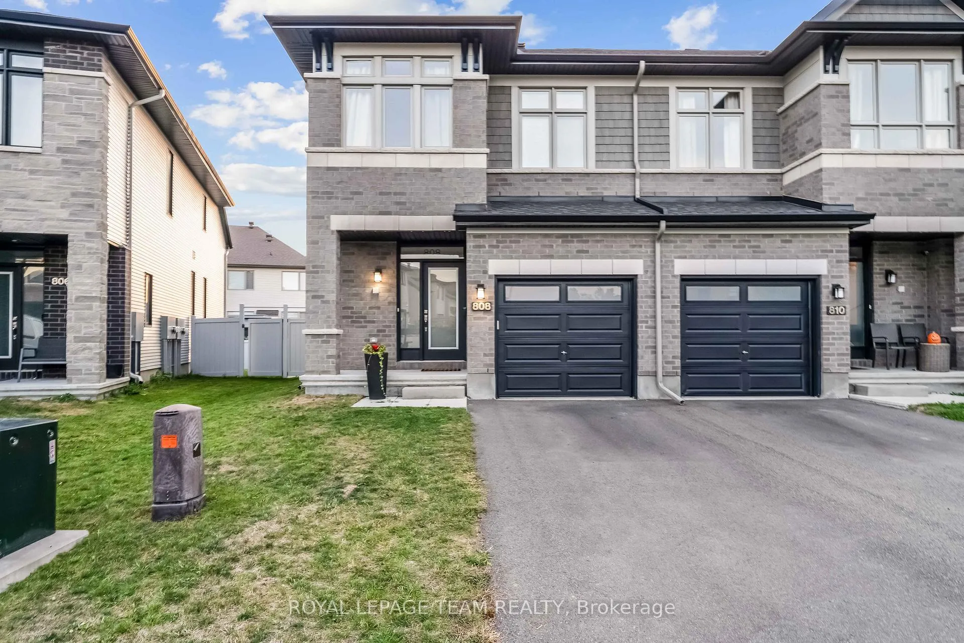 Photo 1 of 808 Chipping Circle, Ottawa, Riverside South/Gloucester Glen — HOMEH