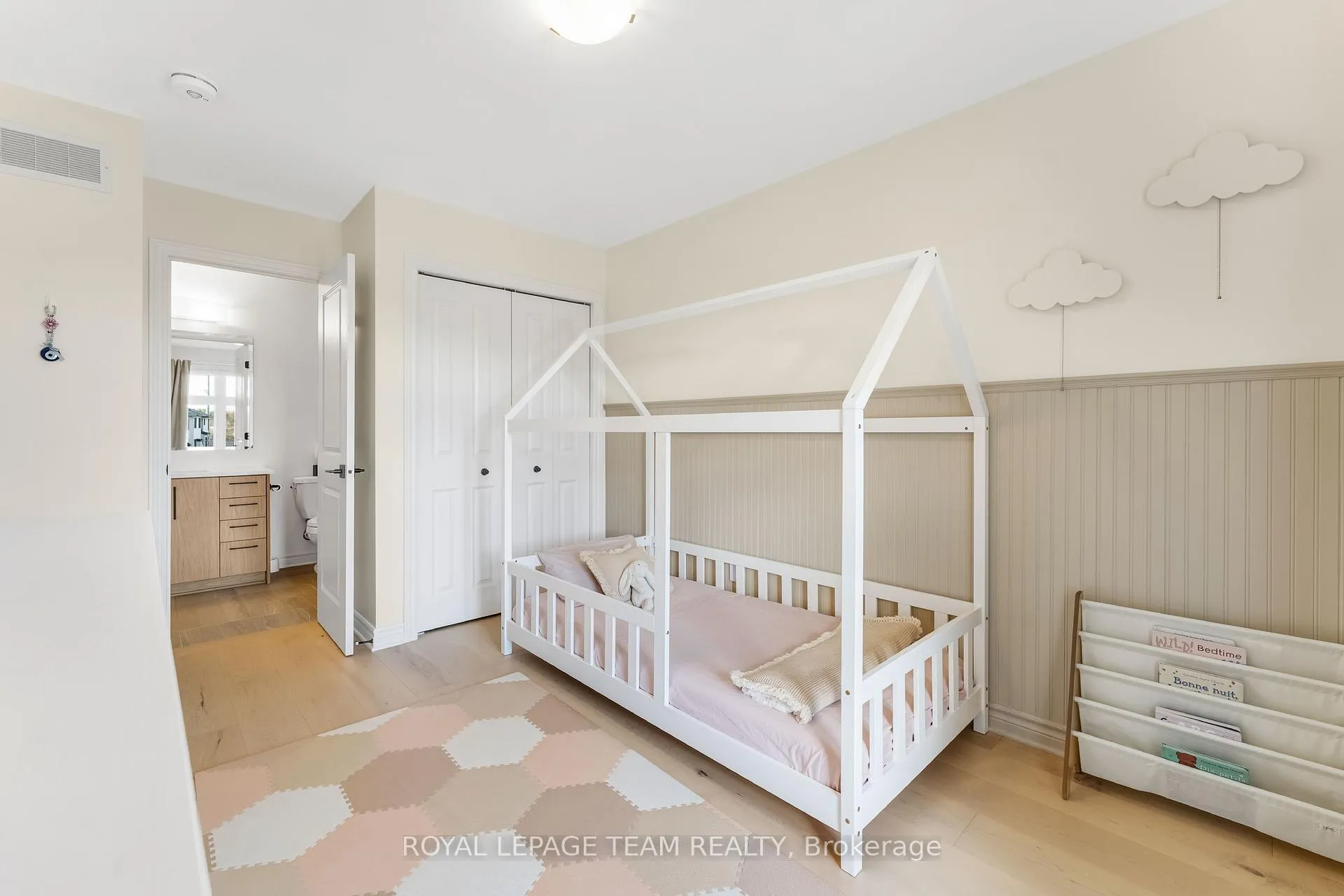 Photo 29 of 808 Chipping Circle, Ottawa, Riverside South/Gloucester Glen — HOMEH