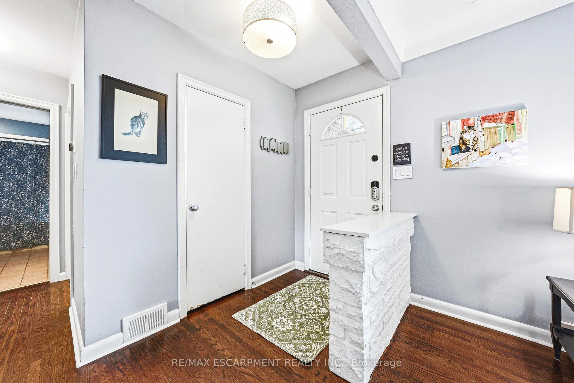 Photo 4 of 2143 Deyncourt Drive, Burlington, Brant — HOMEH