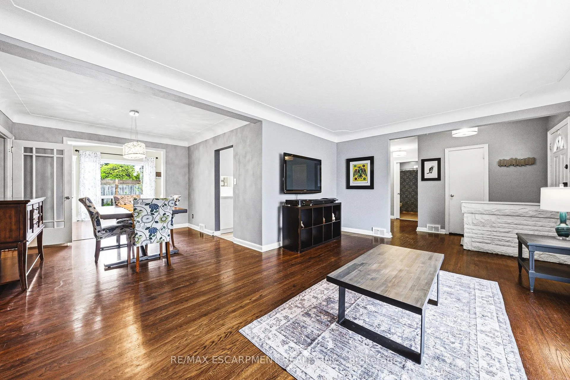 Photo 7 of 2143 Deyncourt Drive, Burlington, Brant — HOMEH
