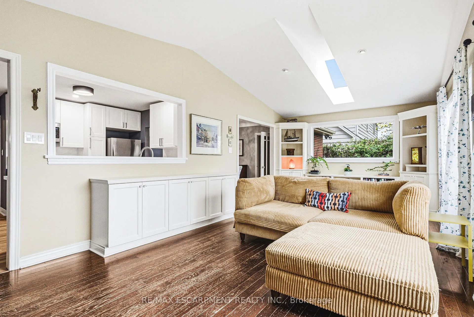 Photo 12 of 2143 Deyncourt Drive, Burlington, Brant — HOMEH