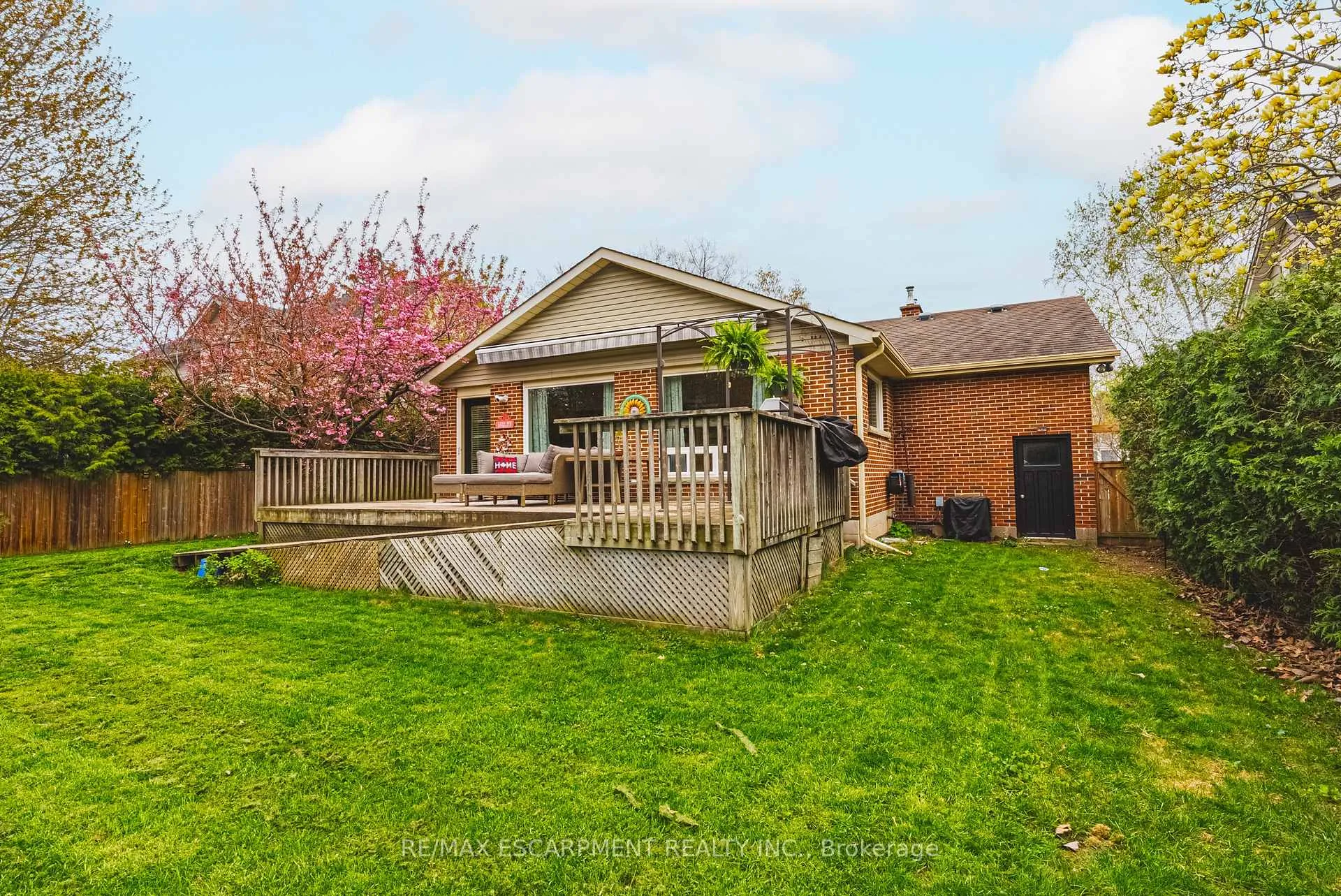 Photo 32 of 2143 Deyncourt Drive, Burlington, Brant — HOMEH