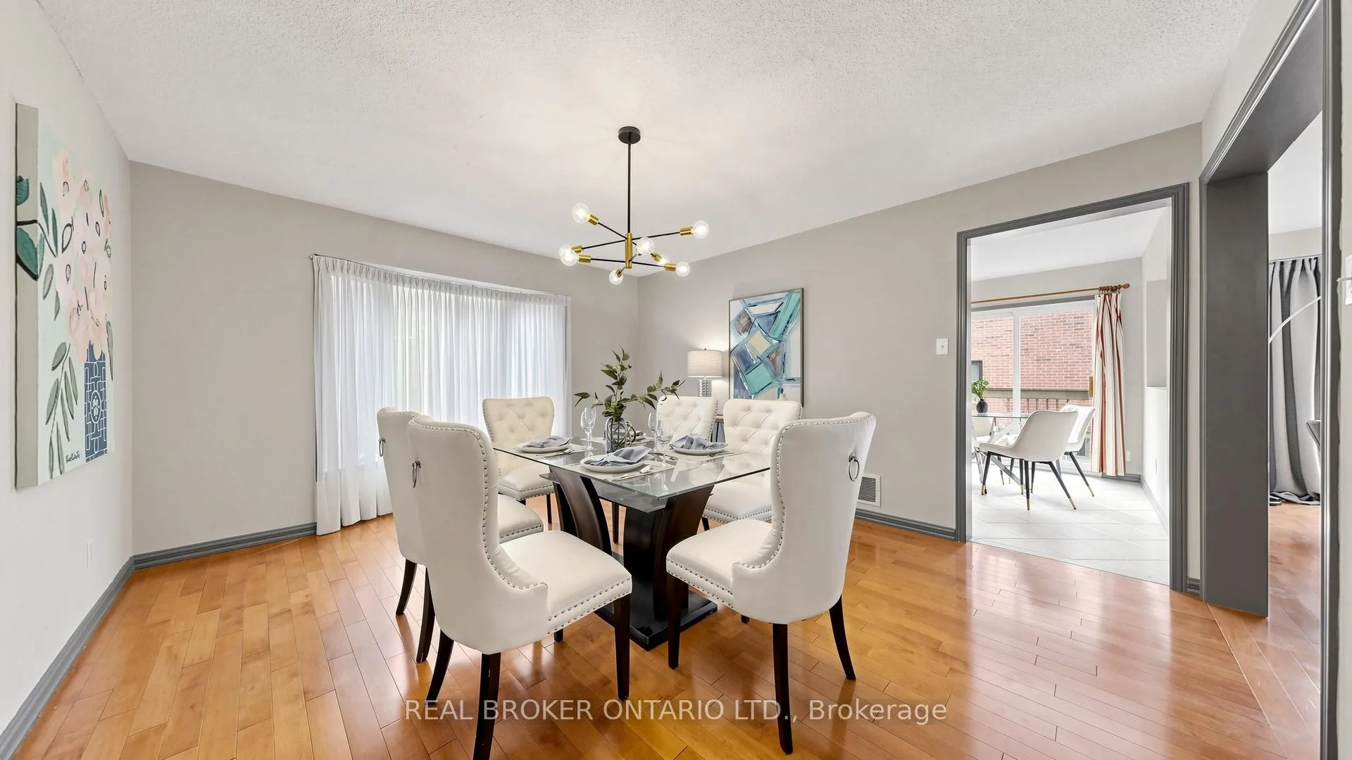 Photo 8 of 150 bradbeer Crescent, Vaughan, Crestwood-Springfarm-Yorkhill — HOMEH