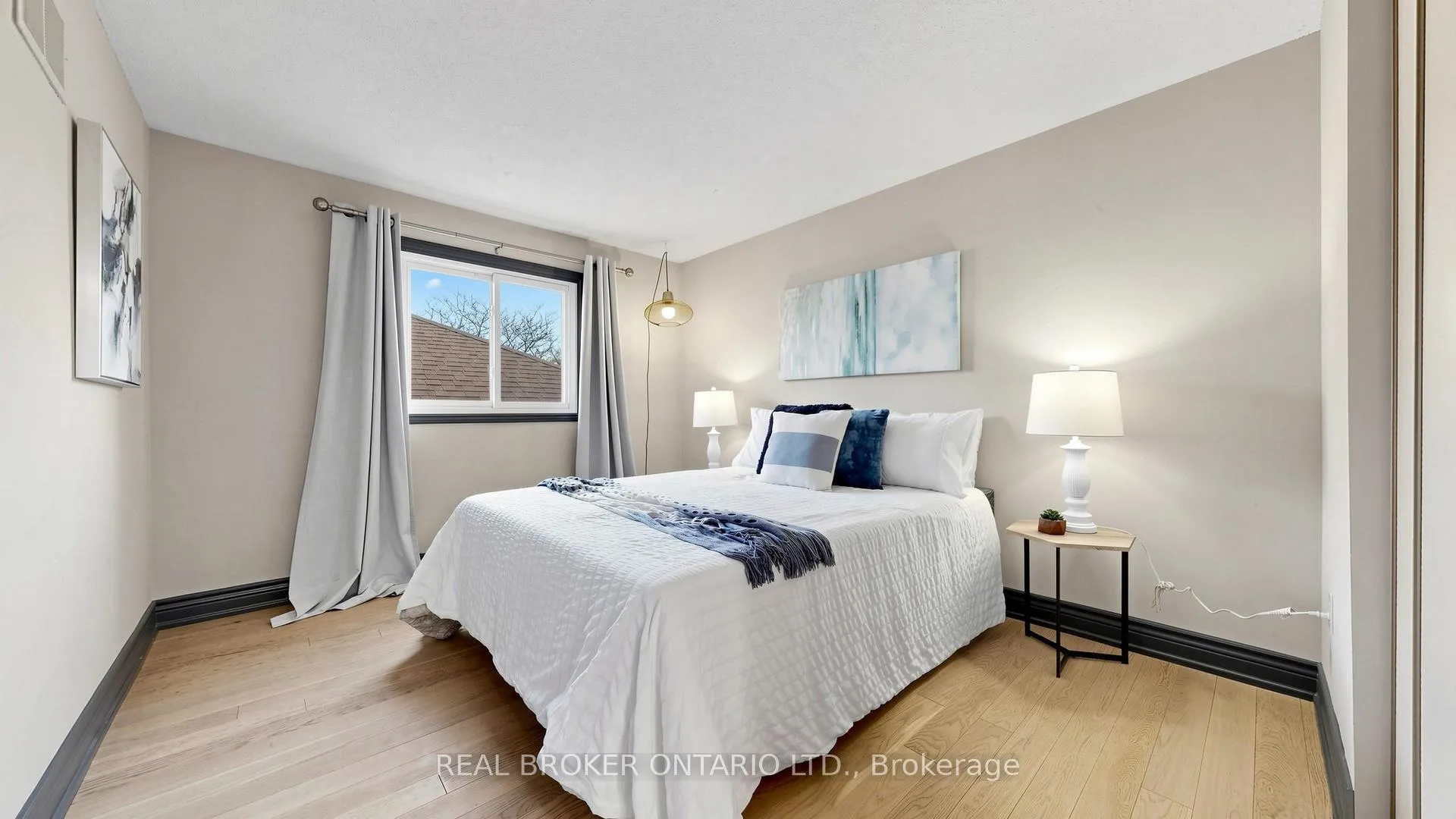 Photo 17 of 150 bradbeer Crescent, Vaughan, Crestwood-Springfarm-Yorkhill — HOMEH