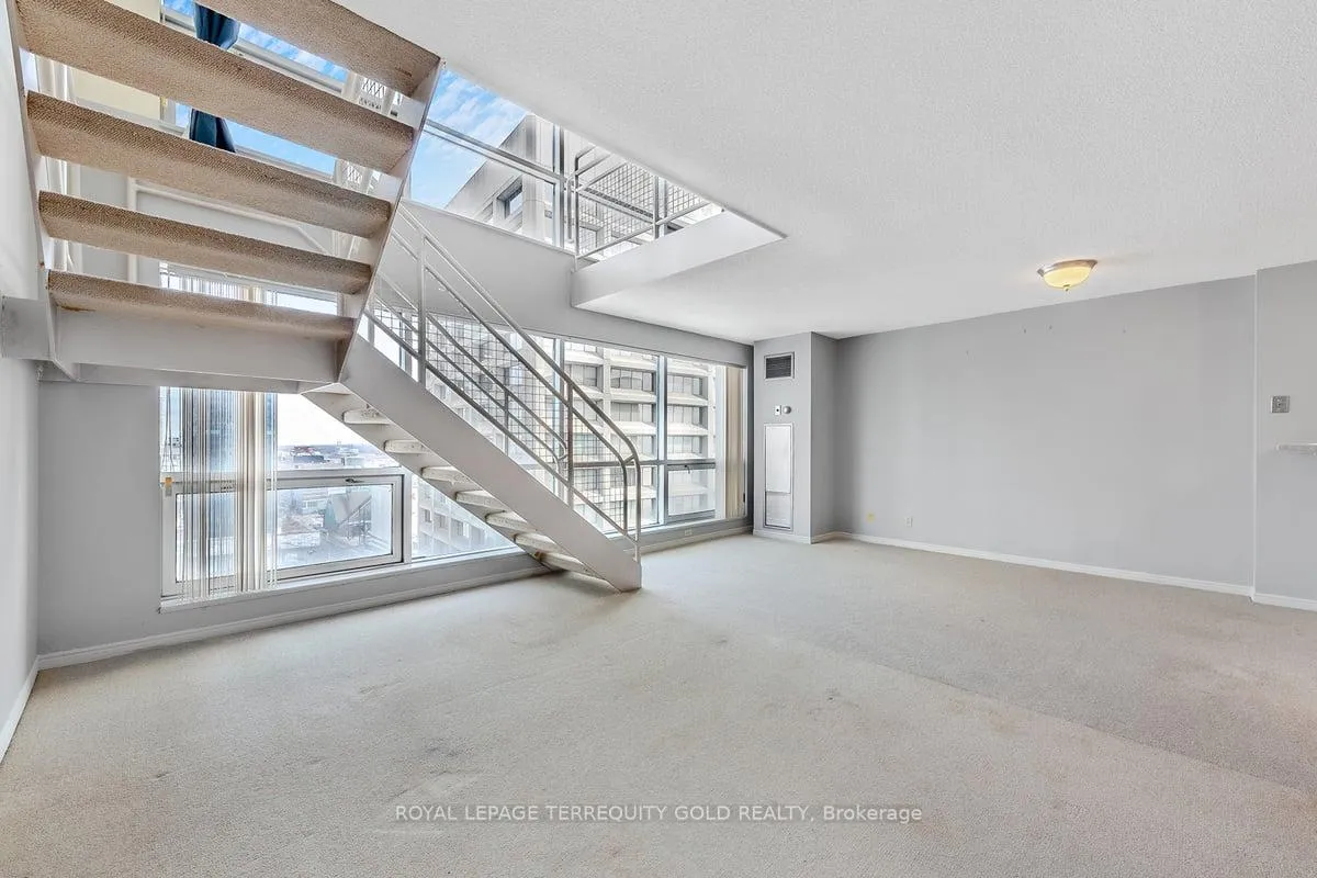 Photo 8 of Unit 2609, 10 Yonge Street, Toronto, Waterfront Communities — HOMEH