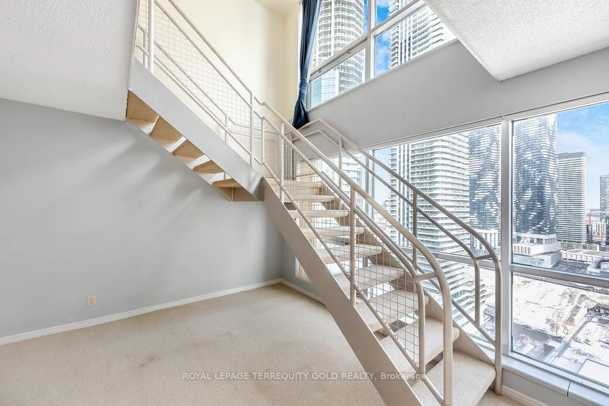 Photo 10 of Unit 2609, 10 Yonge Street, Toronto, Waterfront Communities — HOMEH