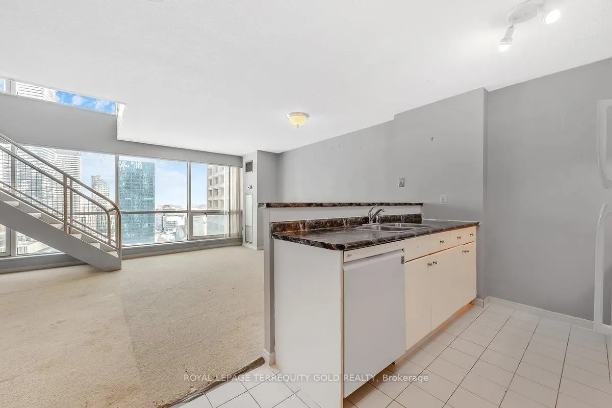 Photo 13 of Unit 2609, 10 Yonge Street, Toronto, Waterfront Communities — HOMEH