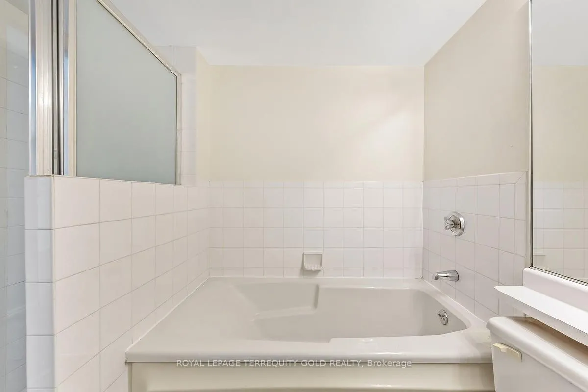 Photo 22 of Unit 2609, 10 Yonge Street, Toronto, Waterfront Communities — HOMEH