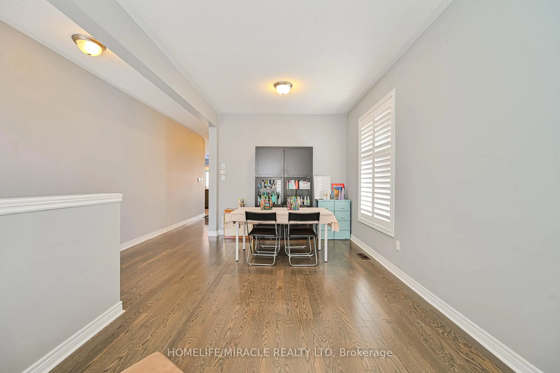 Photo 4 of 15 Fringetree Road, Brampton, Sandringham-Wellington North — HOMEH