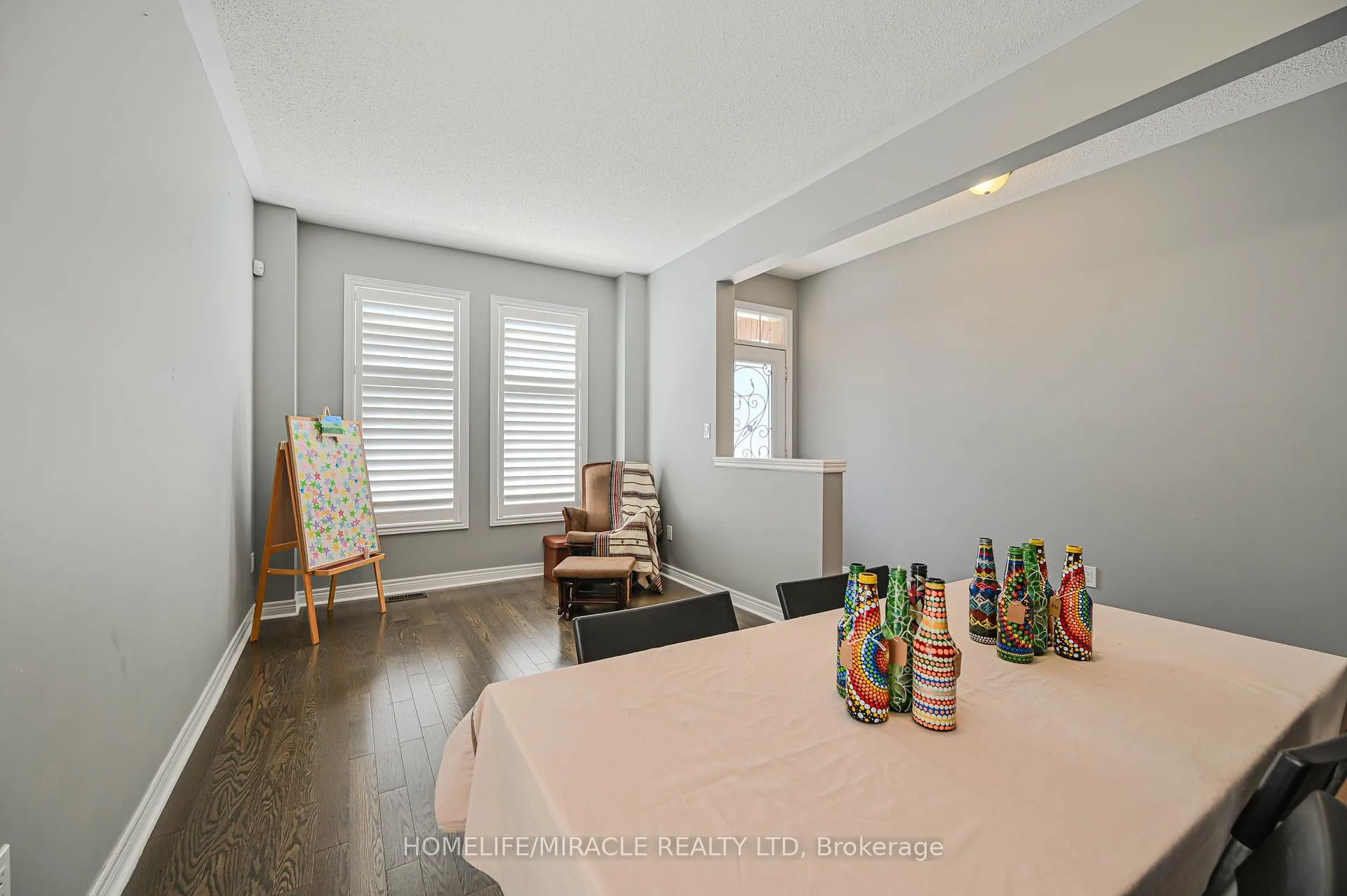 Photo 5 of 15 Fringetree Road, Brampton, Sandringham-Wellington North — HOMEH