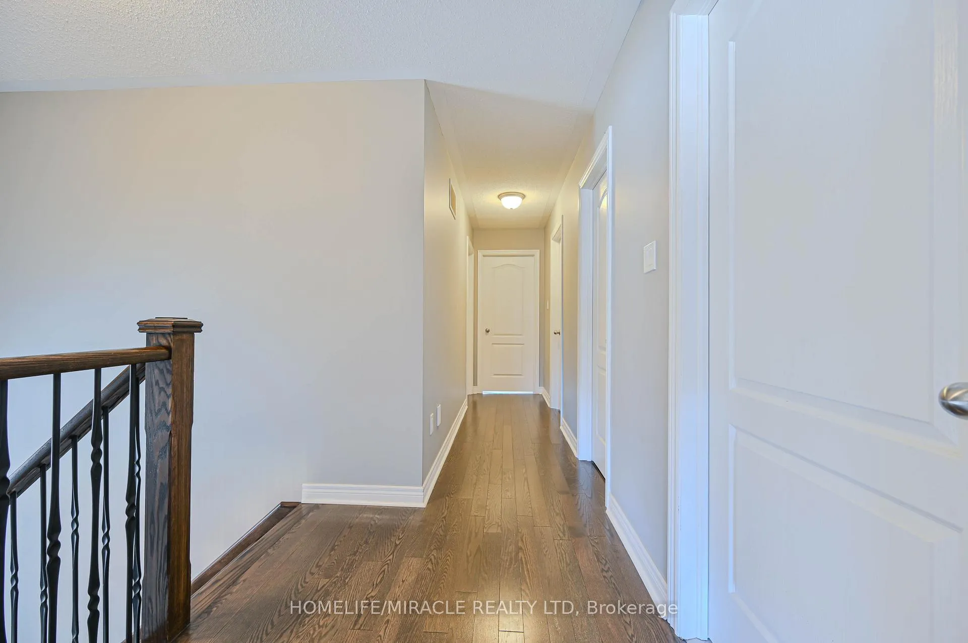 Photo 16 of 15 Fringetree Road, Brampton, Sandringham-Wellington North — HOMEH