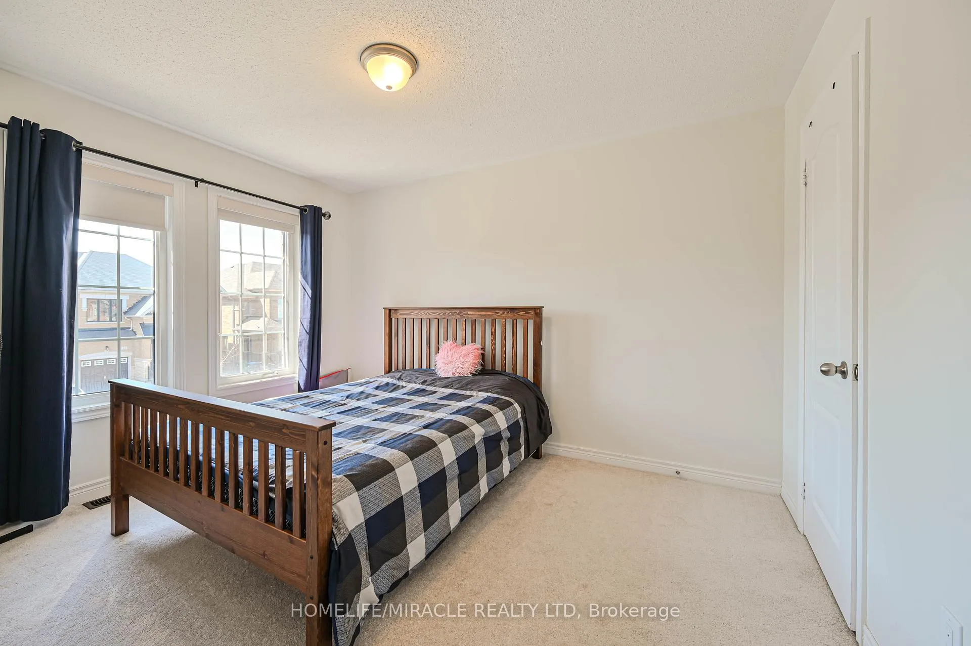 Photo 22 of 15 Fringetree Road, Brampton, Sandringham-Wellington North — HOMEH