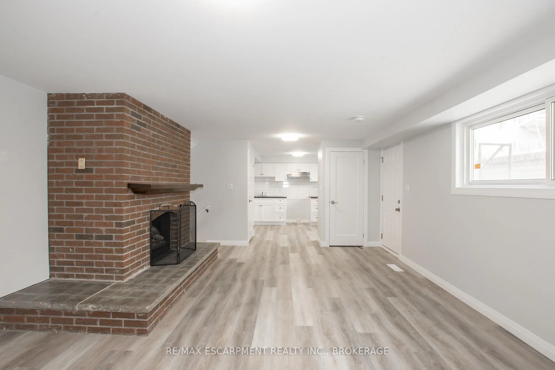 Photo 7 of Unit Lower, 34 Highcourt Crescent, St. Catharines, Vine/Linwell — HOMEH