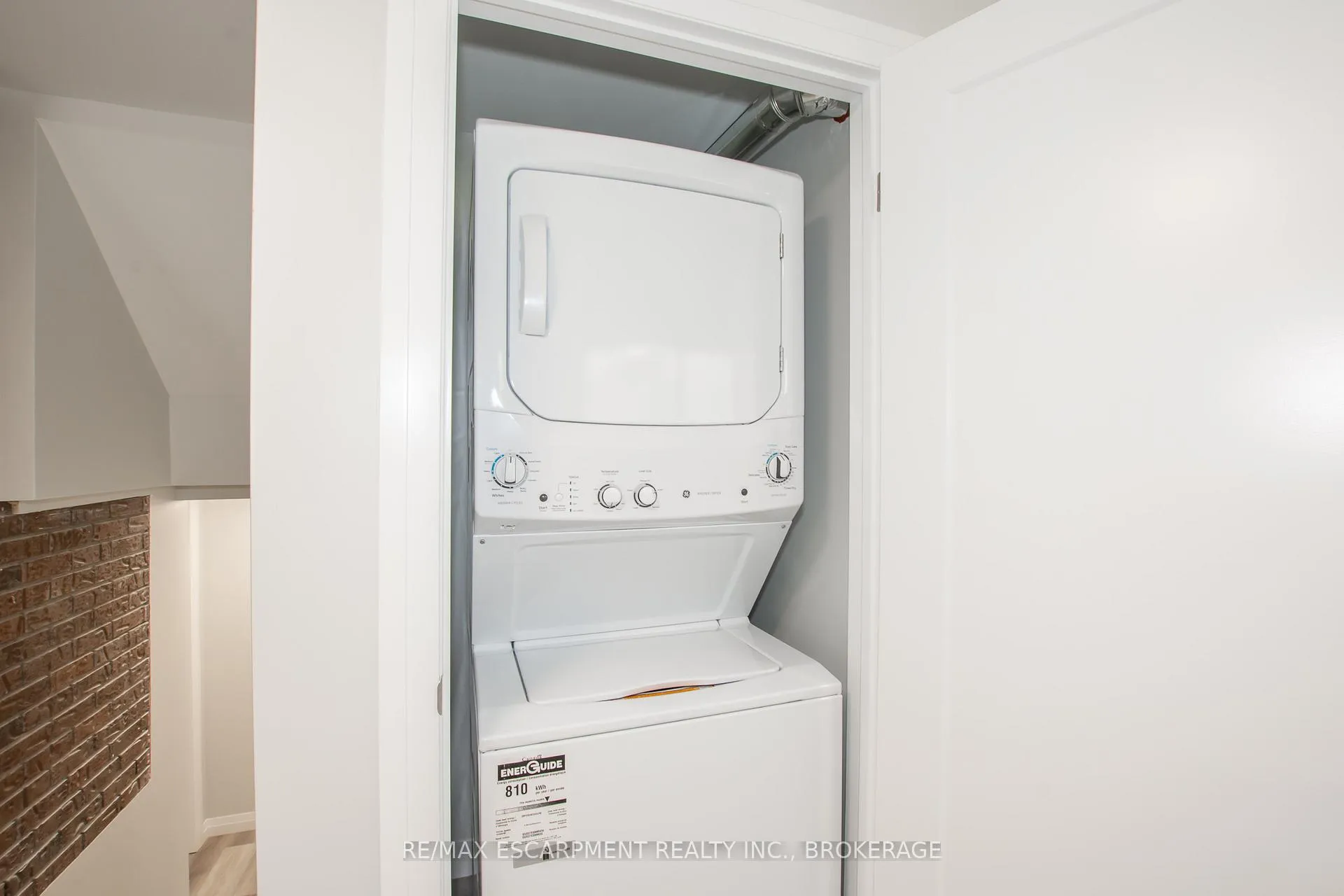 Photo 13 of Unit Lower, 34 Highcourt Crescent, St. Catharines, Vine/Linwell — HOMEH