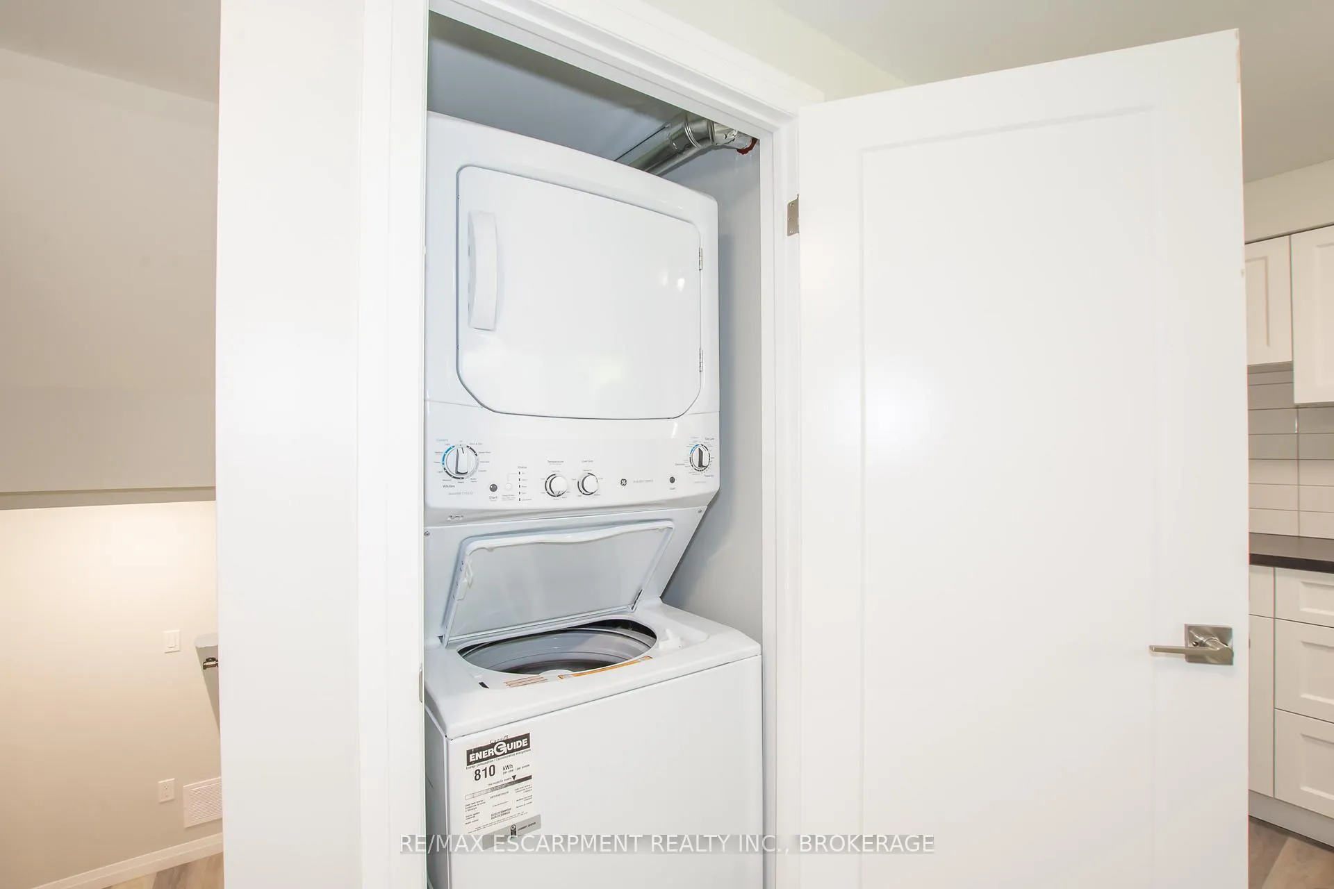 Photo 17 of Unit Lower, 34 Highcourt Crescent, St. Catharines, Vine/Linwell — HOMEH