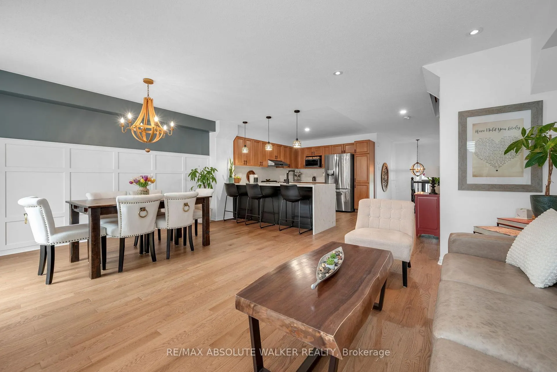 Photo 5 of 279 Parkrose Private, Ottawa, Chatelaine Village — HOMEH