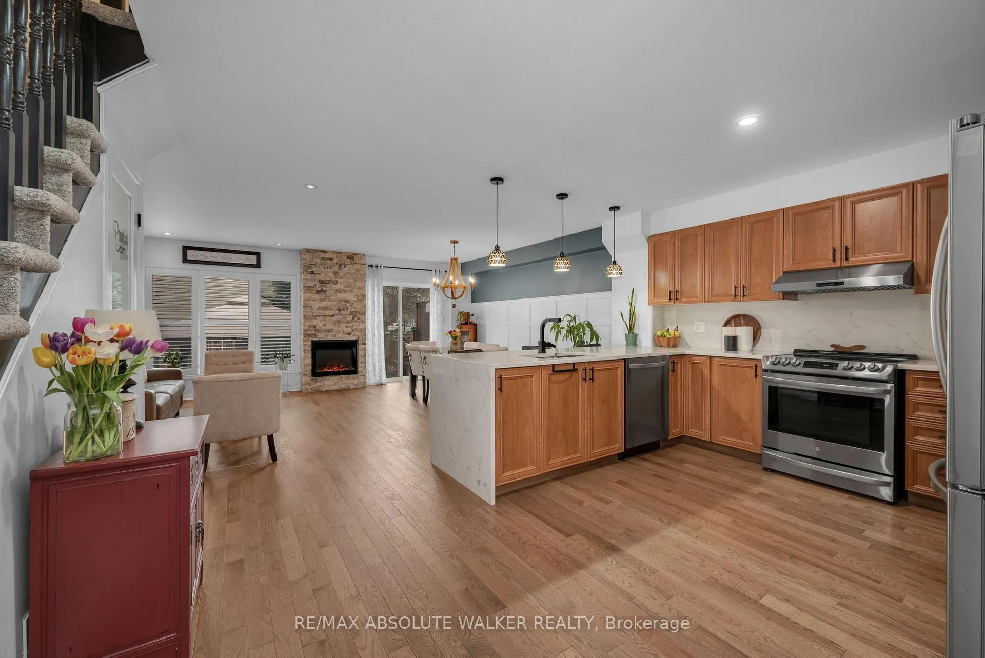 Photo 7 of 279 Parkrose Private, Ottawa, Chatelaine Village — HOMEH
