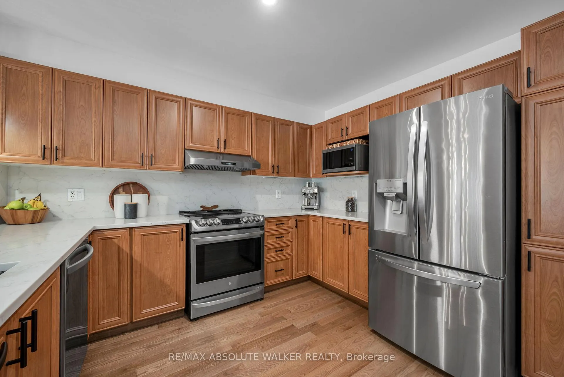 Photo 8 of 279 Parkrose Private, Ottawa, Chatelaine Village — HOMEH