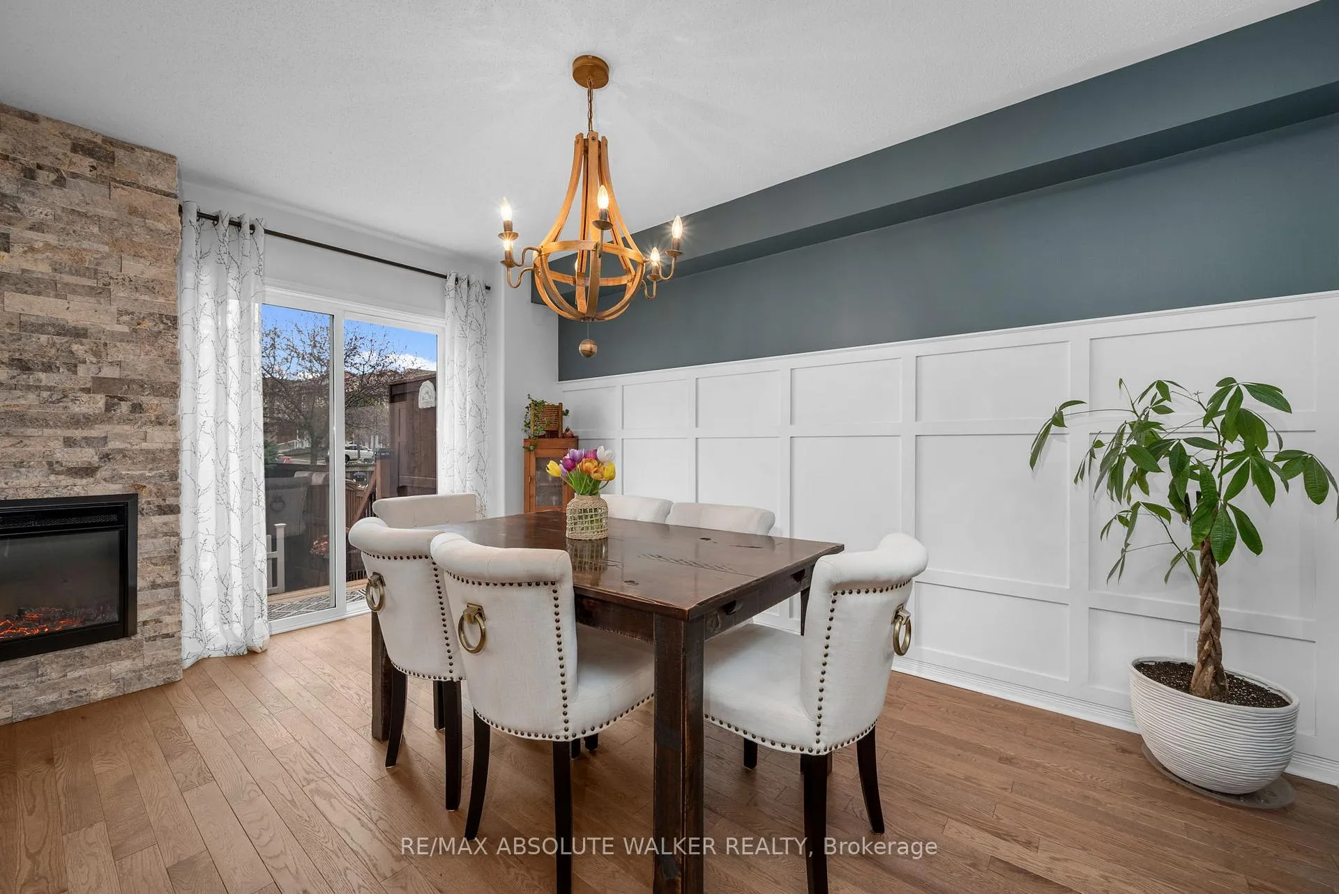 Photo 10 of 279 Parkrose Private, Ottawa, Chatelaine Village — HOMEH